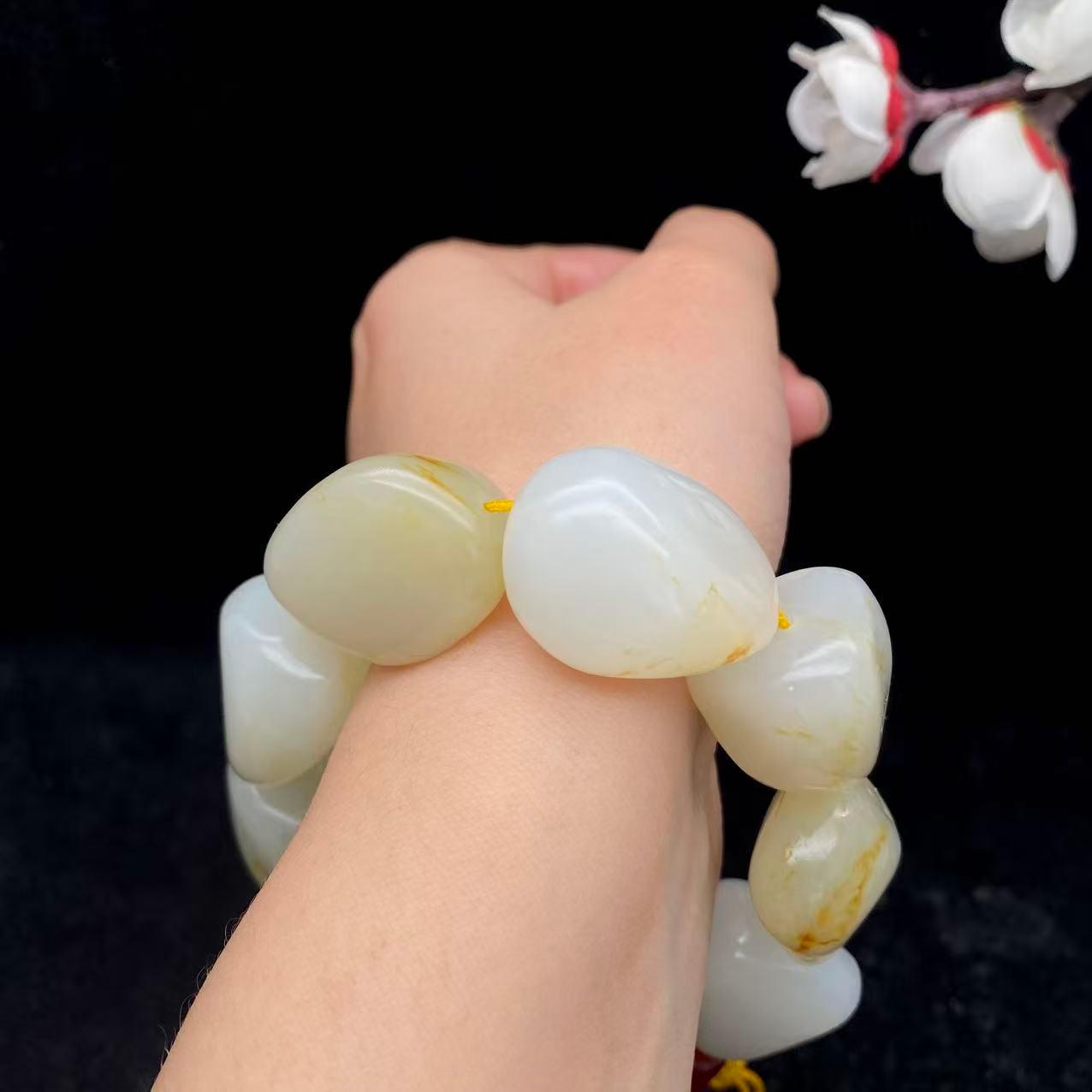 和田玉洒金皮【精品手串】（113.4g）