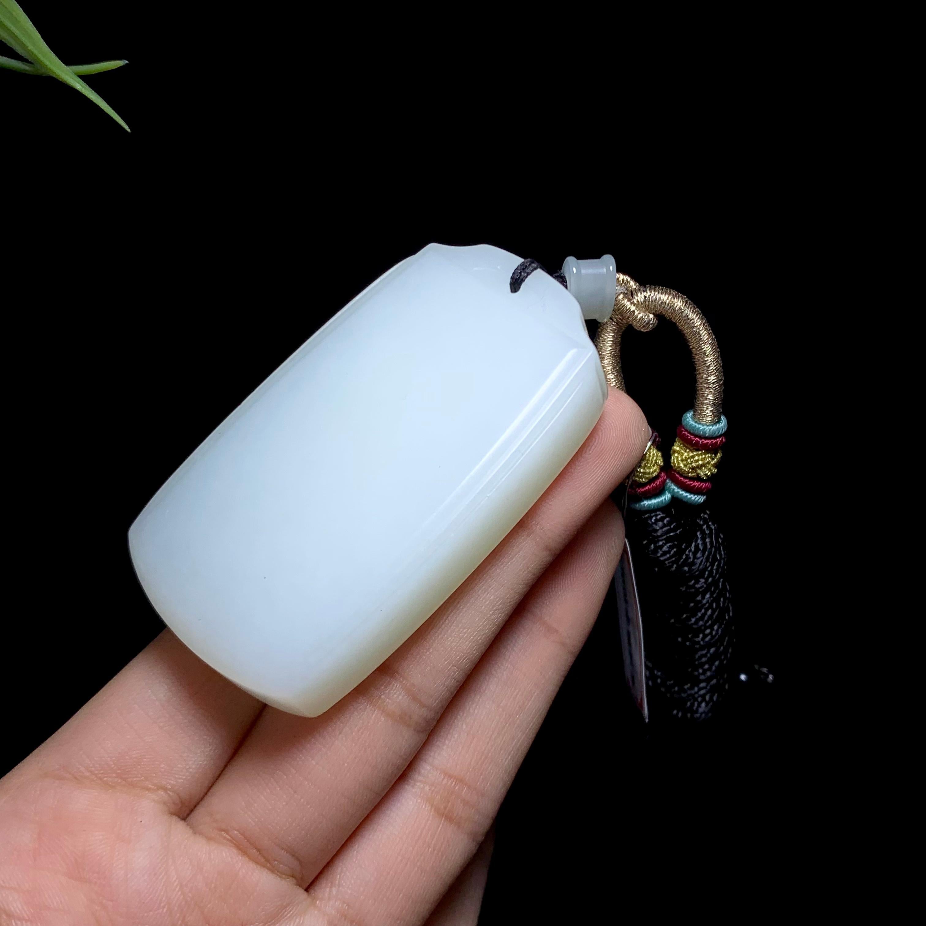 和田山料白玉无事牌（65.6g）