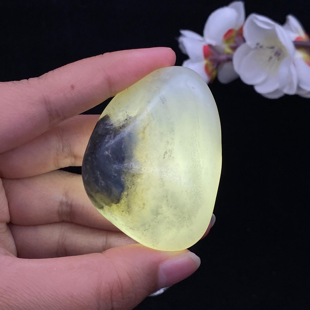 和田玉青花带秋梨皮籽料（67.4g）