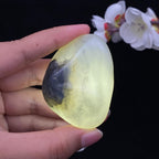 和田玉青花带秋梨皮籽料（67.4g）