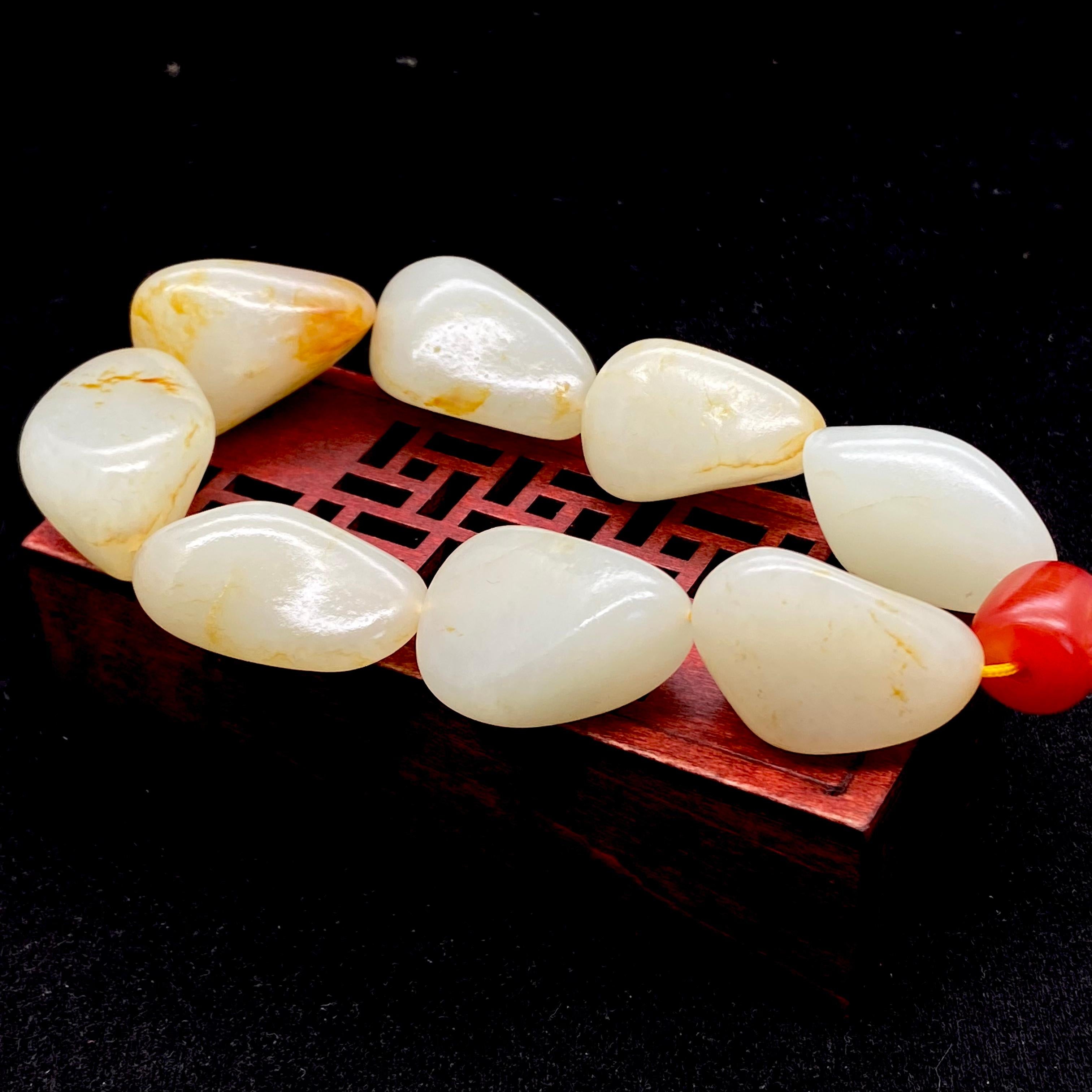 和田玉洒金皮【精品手串】（106.1g）