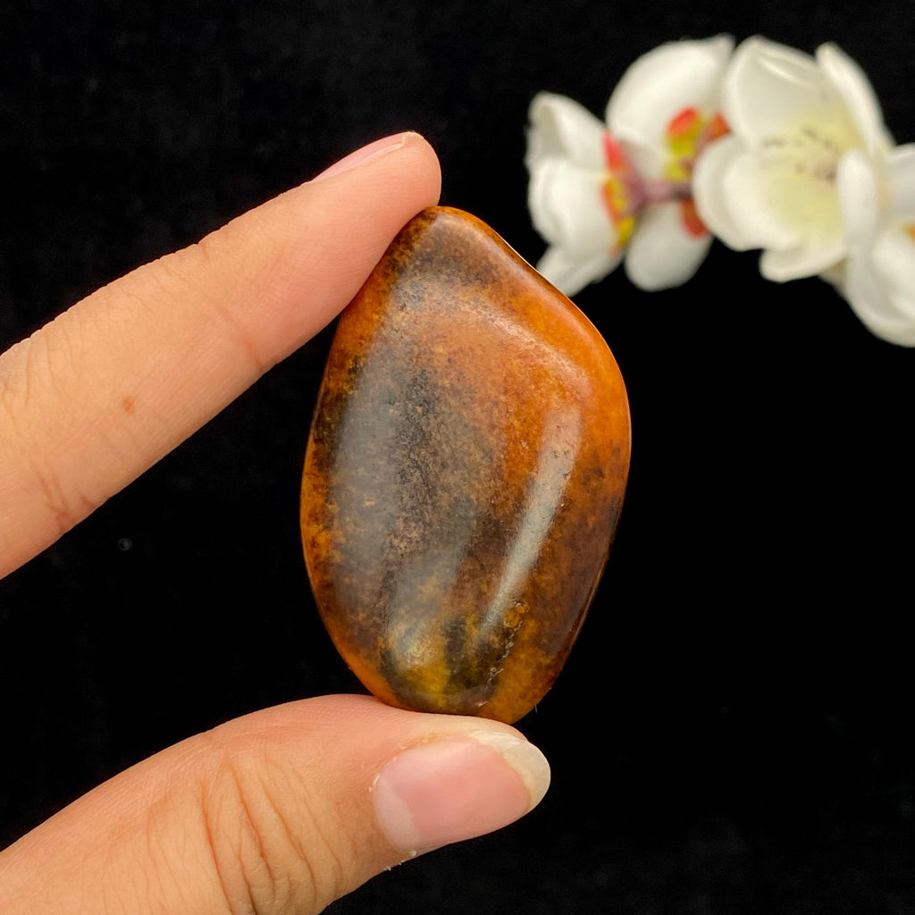 和田玉红沁皮籽料原石（24.9g）