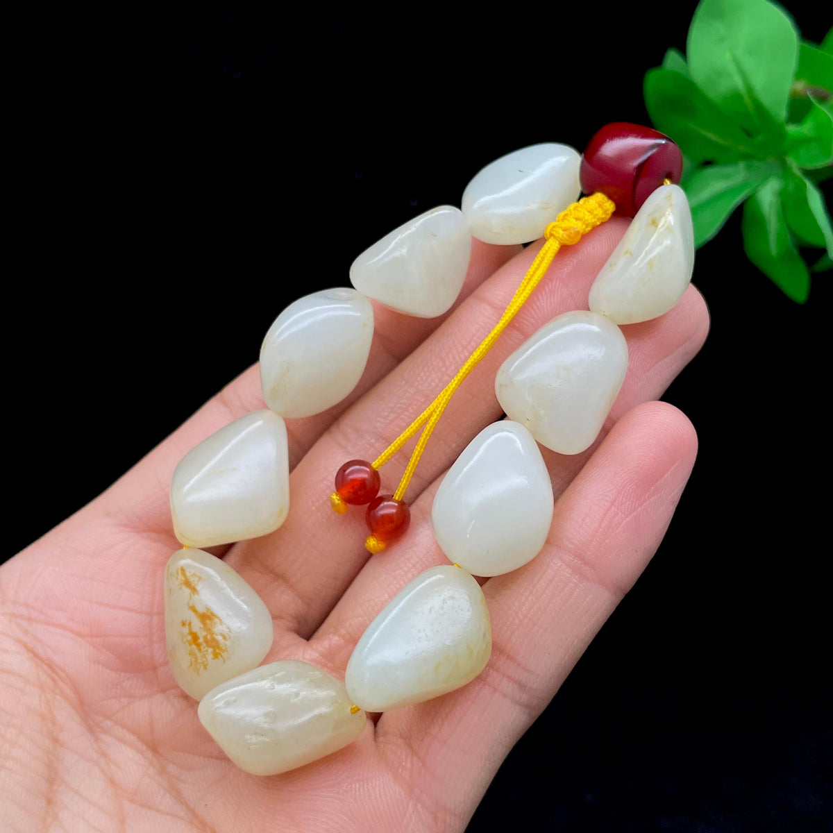 和田玉洒金皮籽料【精品手串】（59.6g）