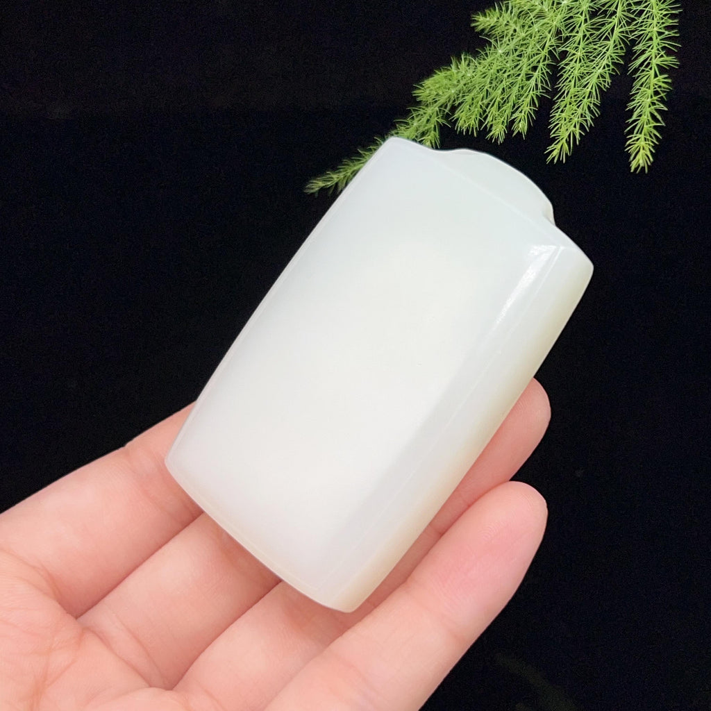 和田玉羊脂白玉无事牌（70.7g）