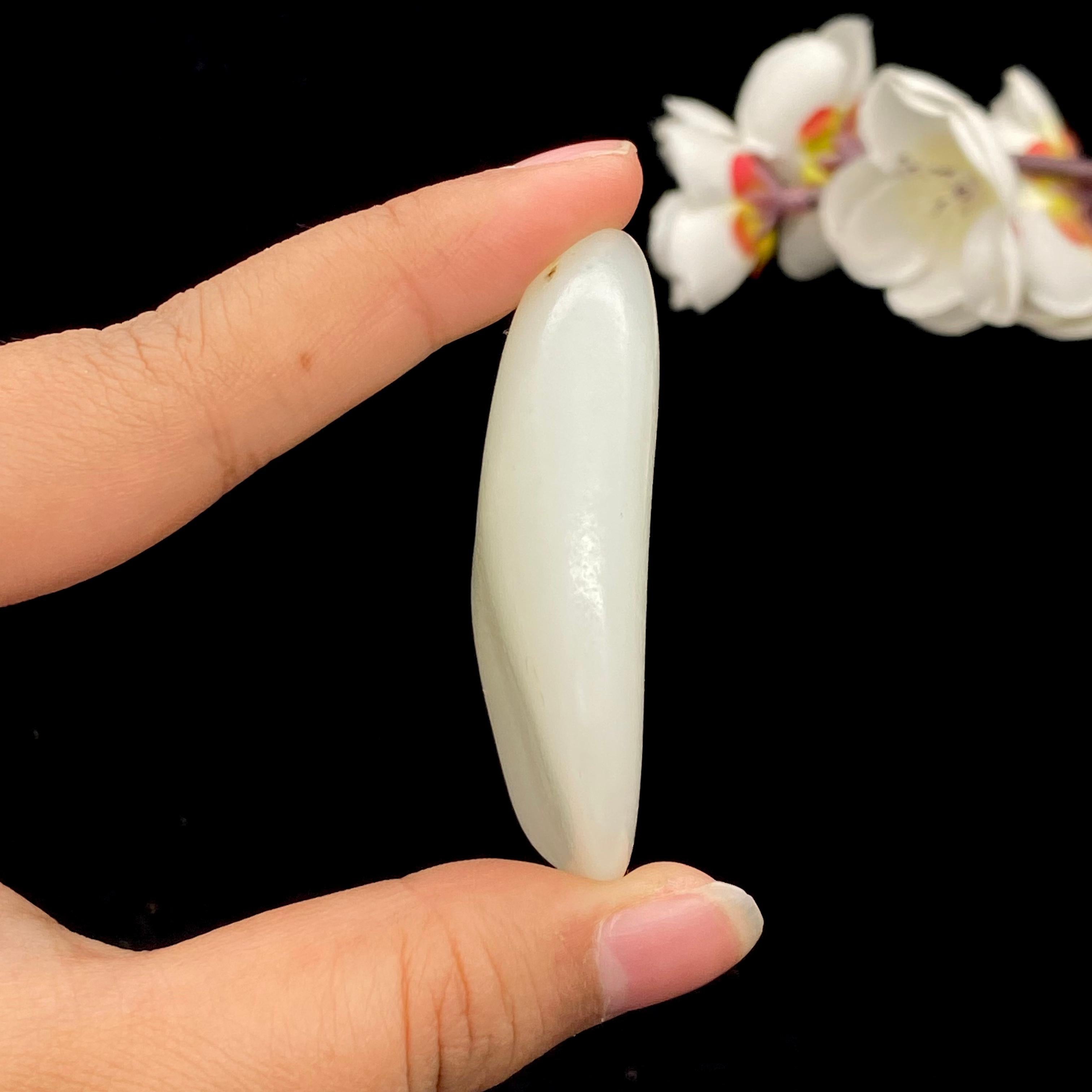 和田玉白玉籽料挂件（48.3g）