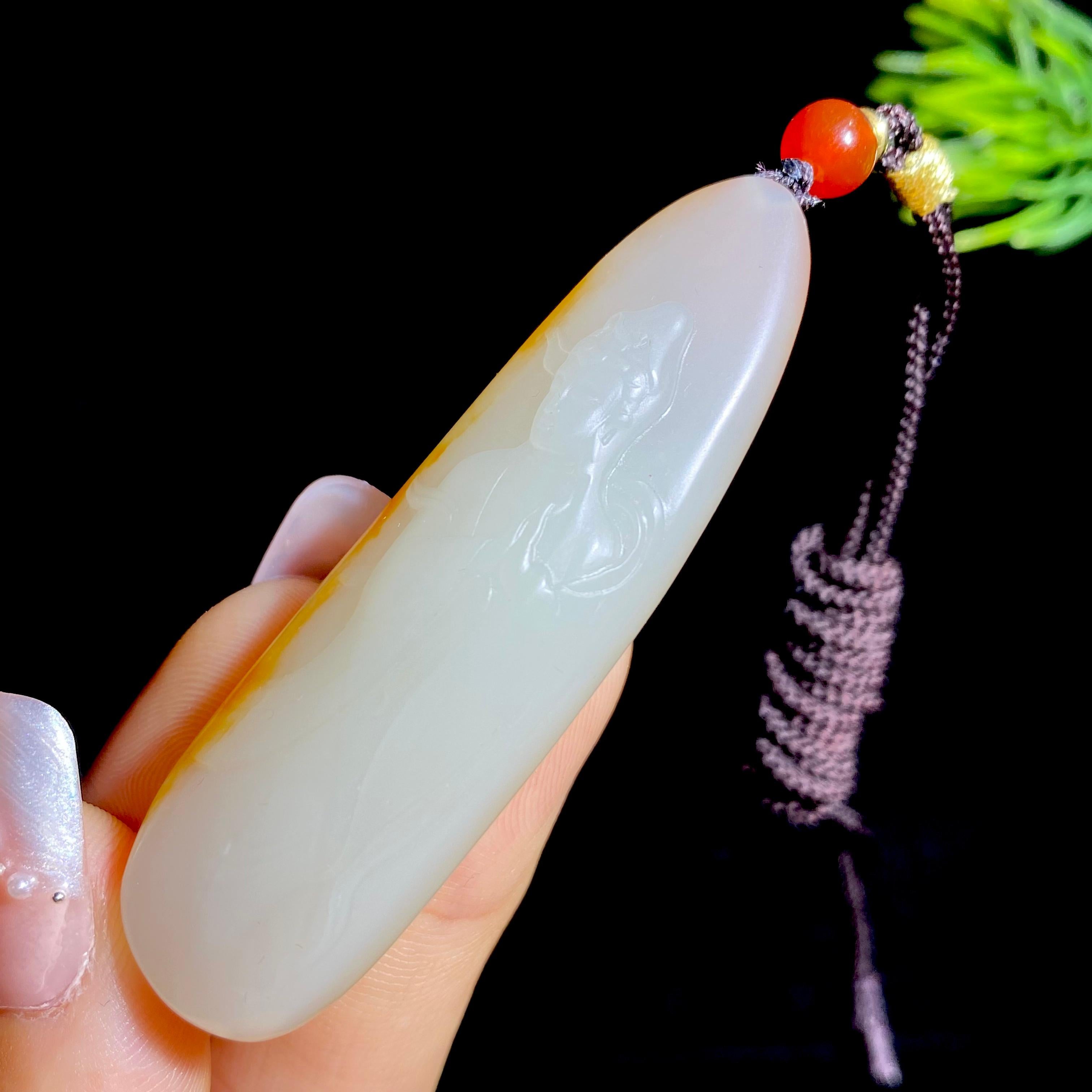 和田玉籽料观音（23.2g）