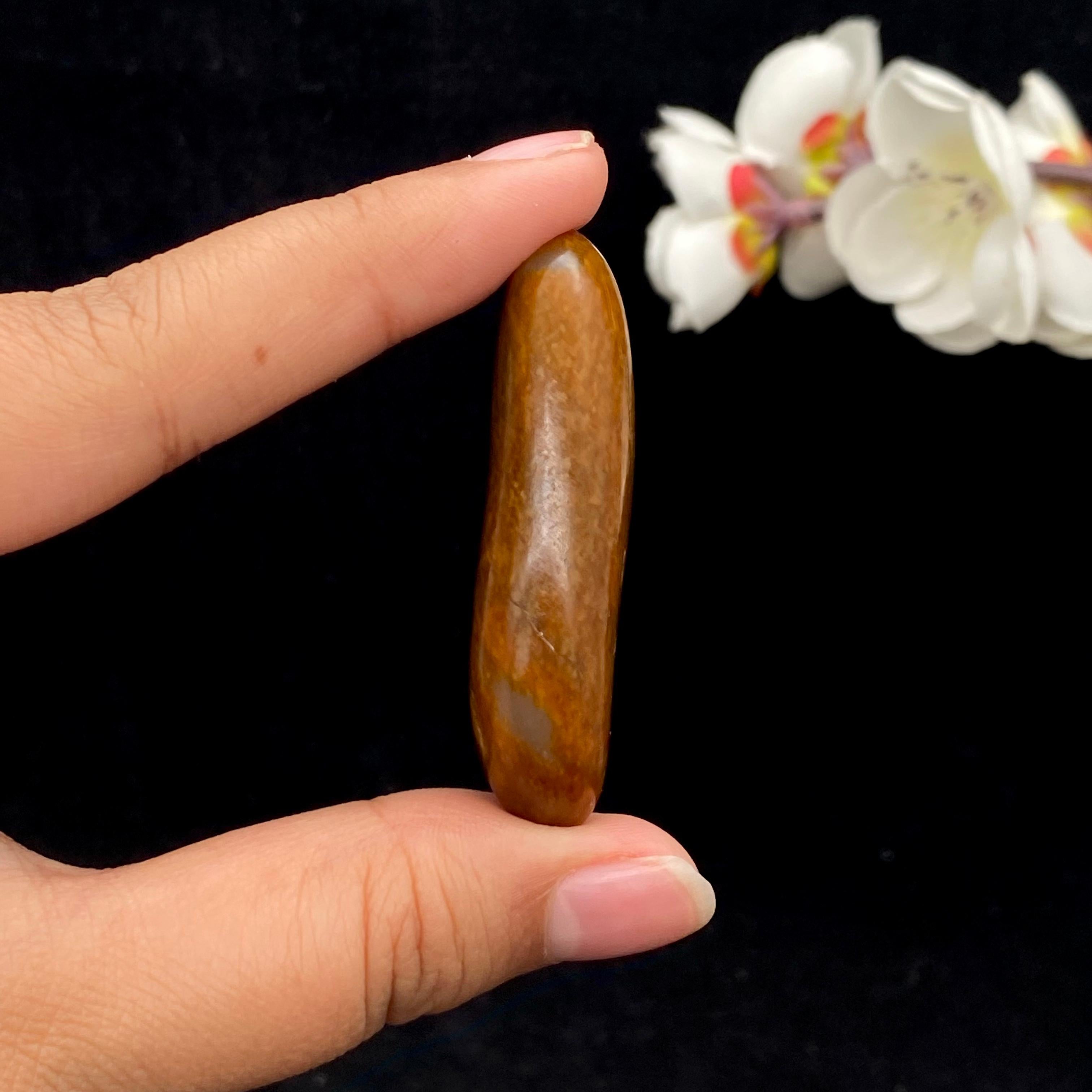 和田玉黄沁皮籽料（26g）