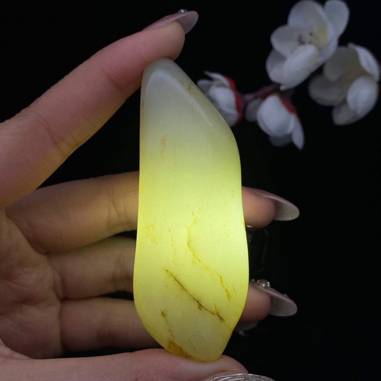 和田玉青白玉籽料原石（58.7g）