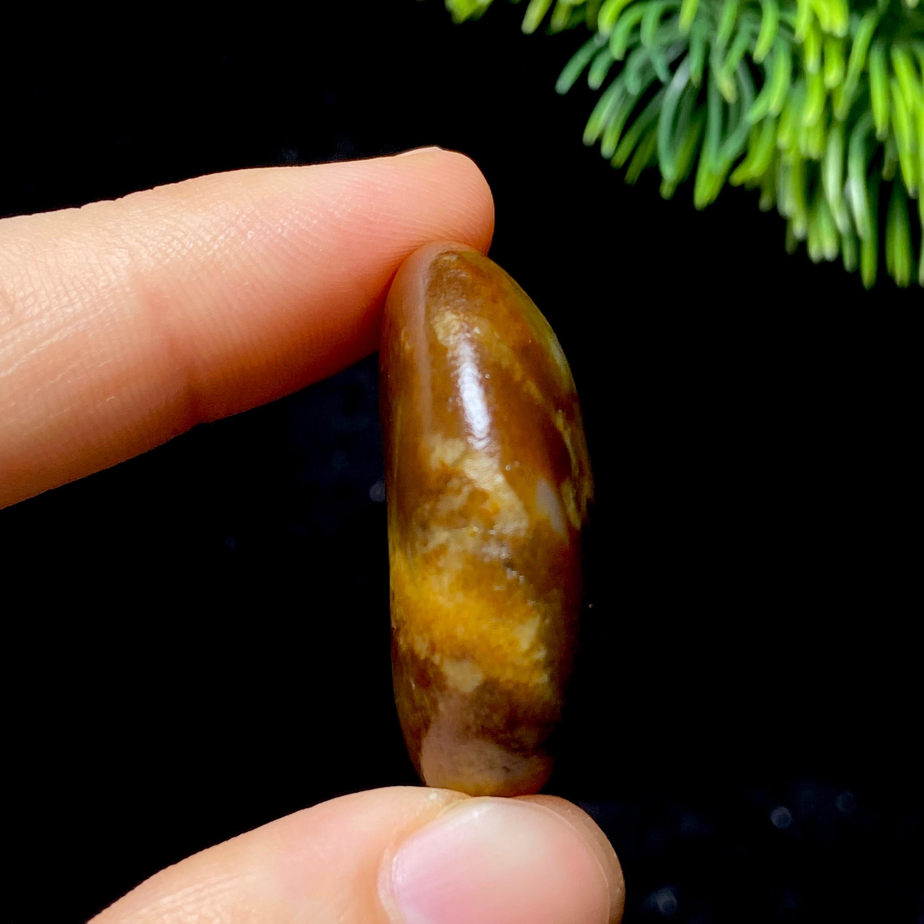 和田玉红皮籽料（21g）
