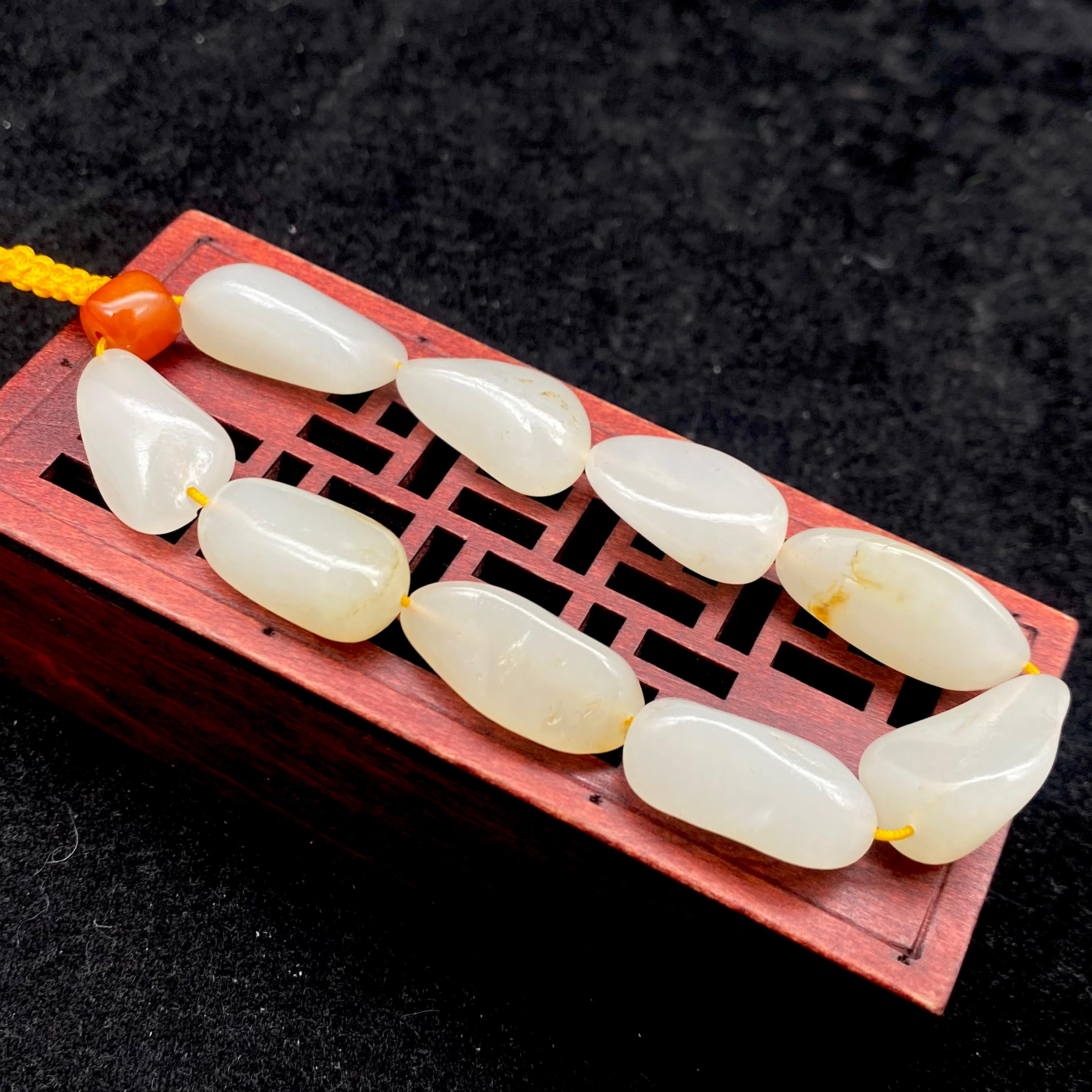 和田玉洒金皮【精品手串】（29.3g）