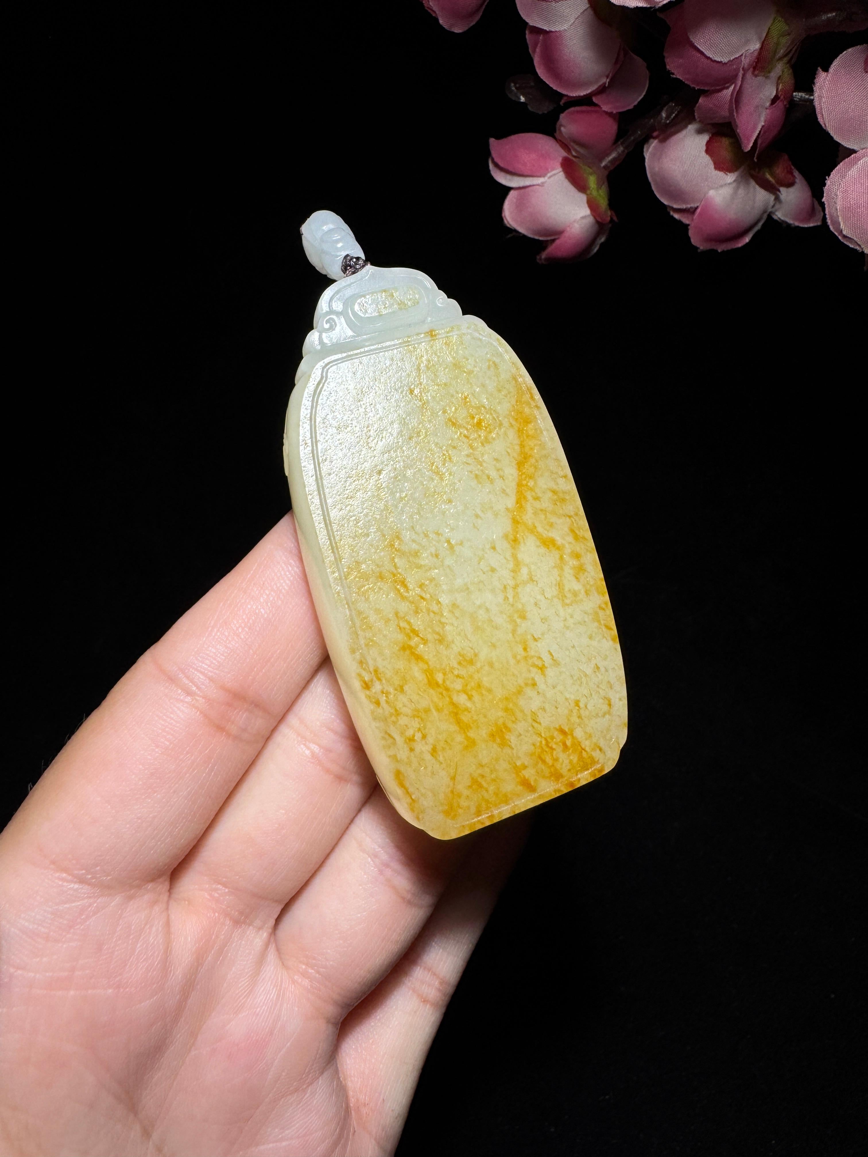 和田玉籽料满皮无事牌（68.4g）
