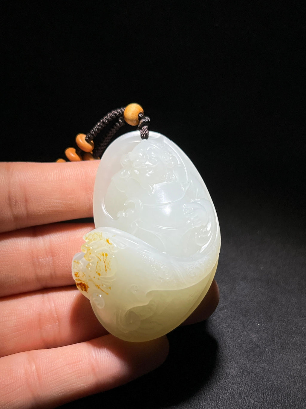 和田玉籽料财神（77.3g）