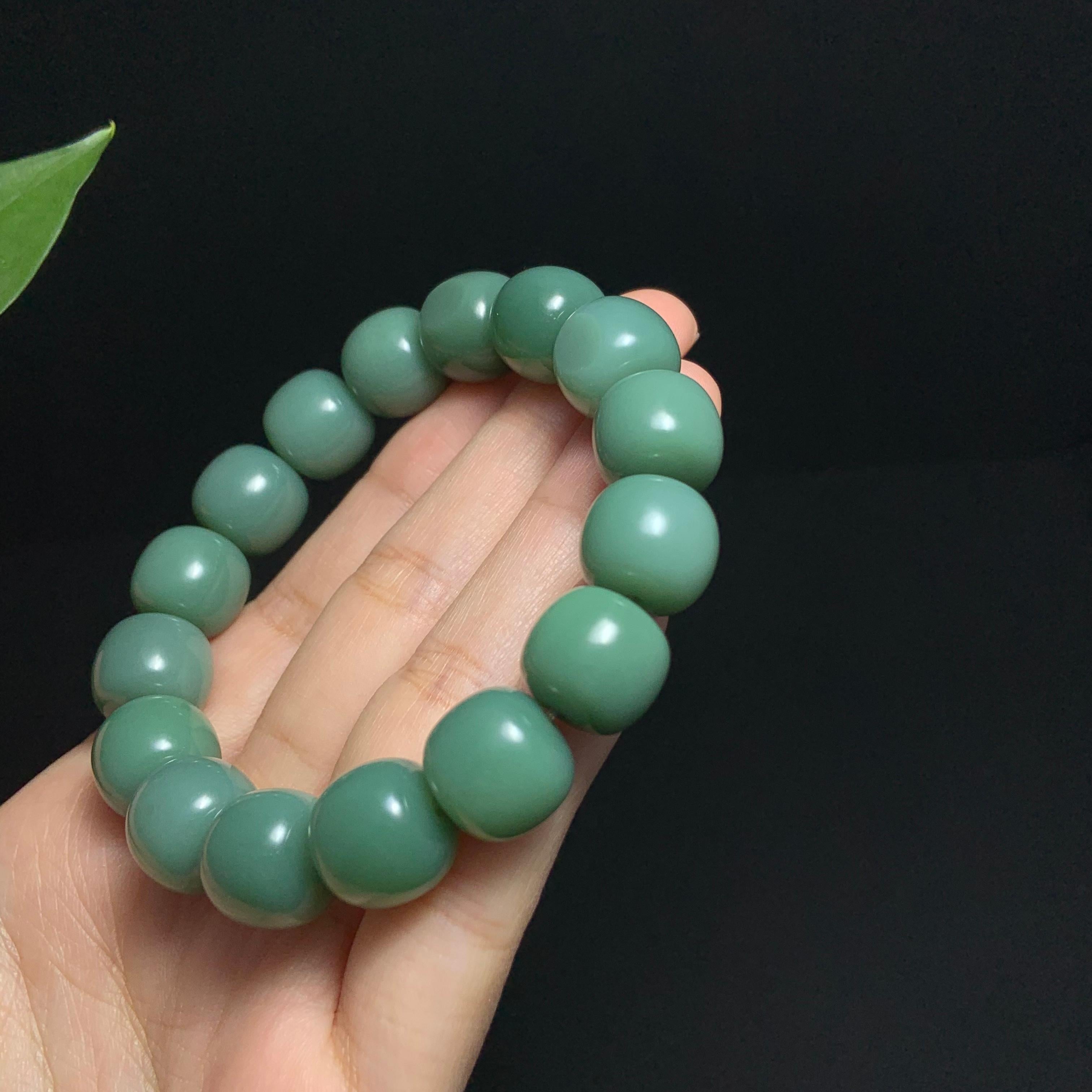 收藏级和田籽料沙枣老型珠手串（60.0g）