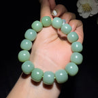 和田玉碧玉粉青老型珠手串（68.6g）