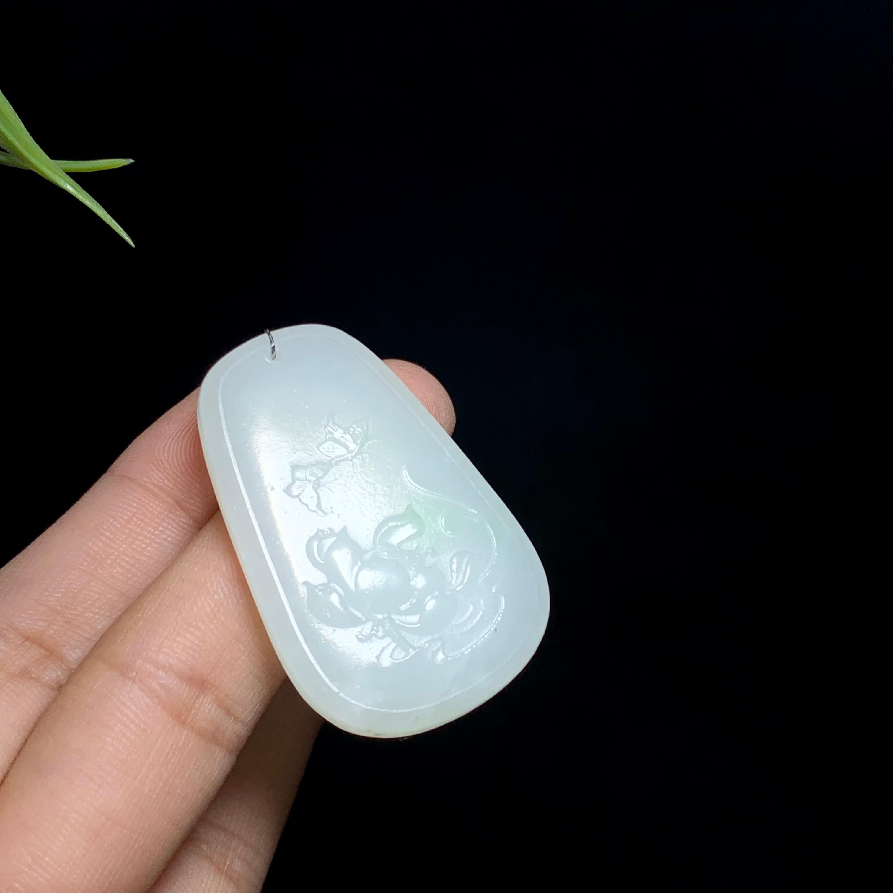 精品和田白玉莲牌（17.6g）