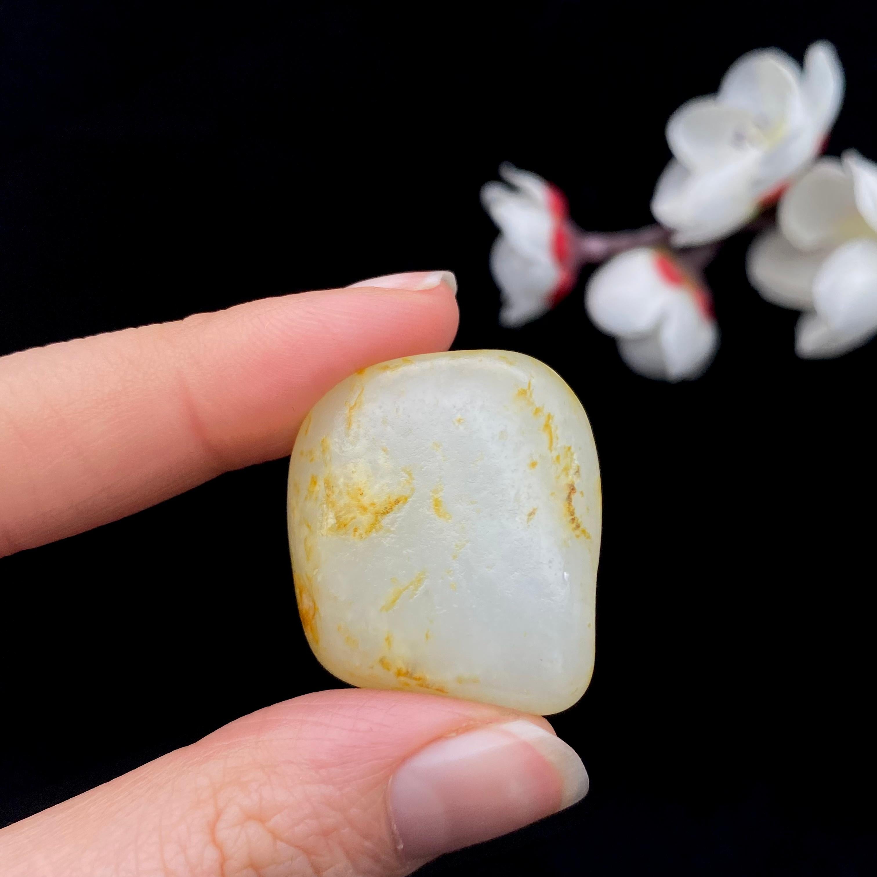 【超值推荐】和田玉洒金皮籽料（15.5g）