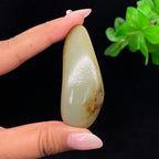 和田玉黄皮籽料大挂件（46.6g）