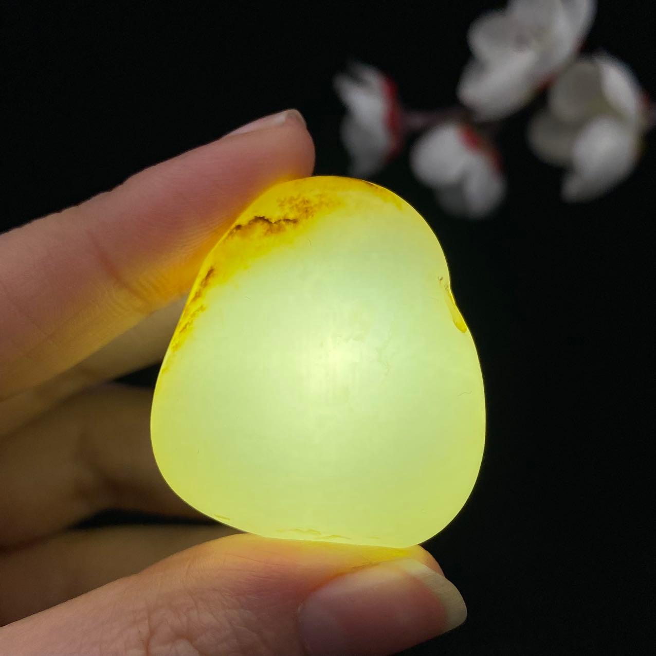 和田玉洒金皮籽料（23.3g）