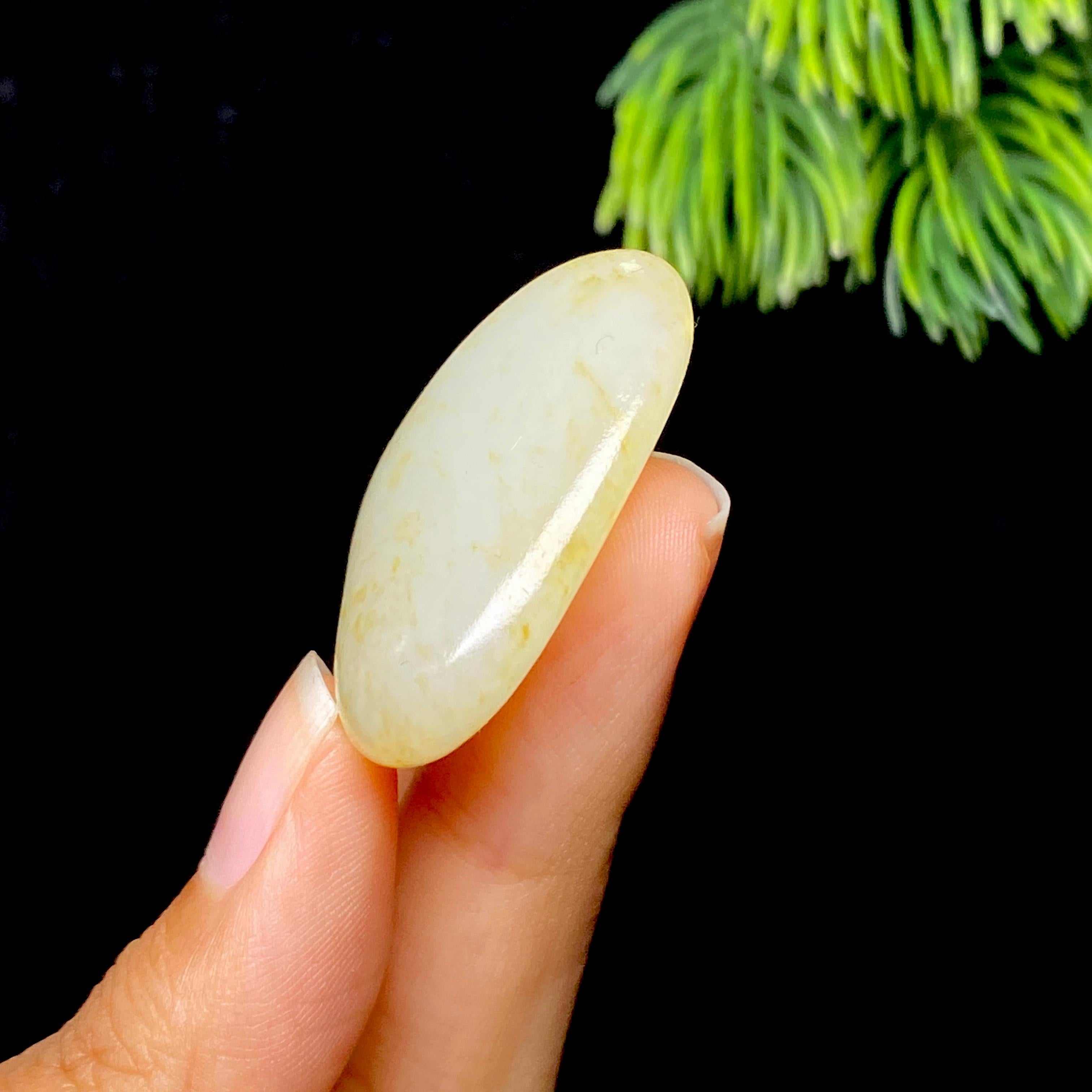 和田玉洒金皮籽料（13.94g）