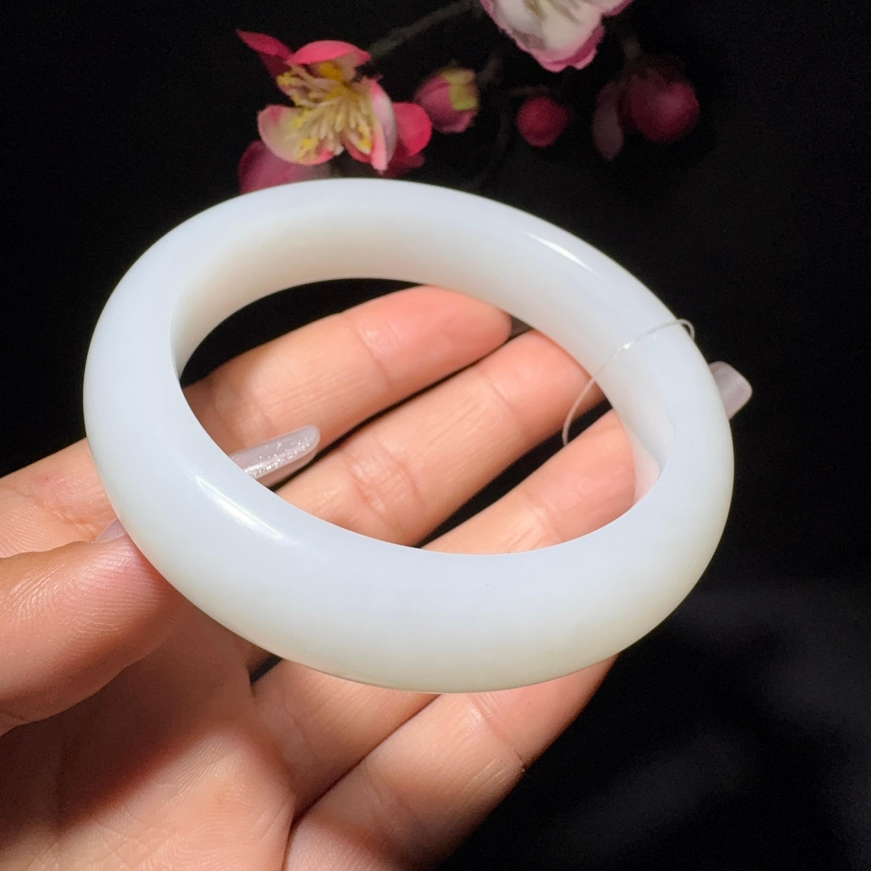 和田玉白玉手镯（69.2g）