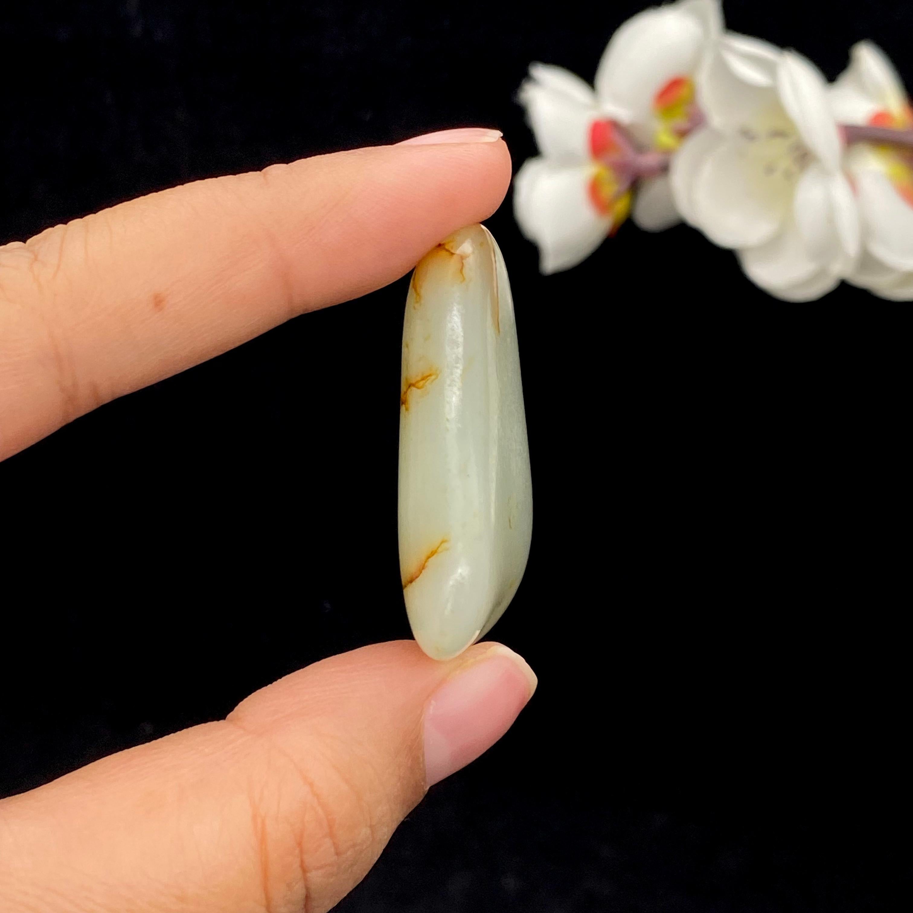 超值推荐】和田玉黄皮籽料（18.5g） – 厚德载玉