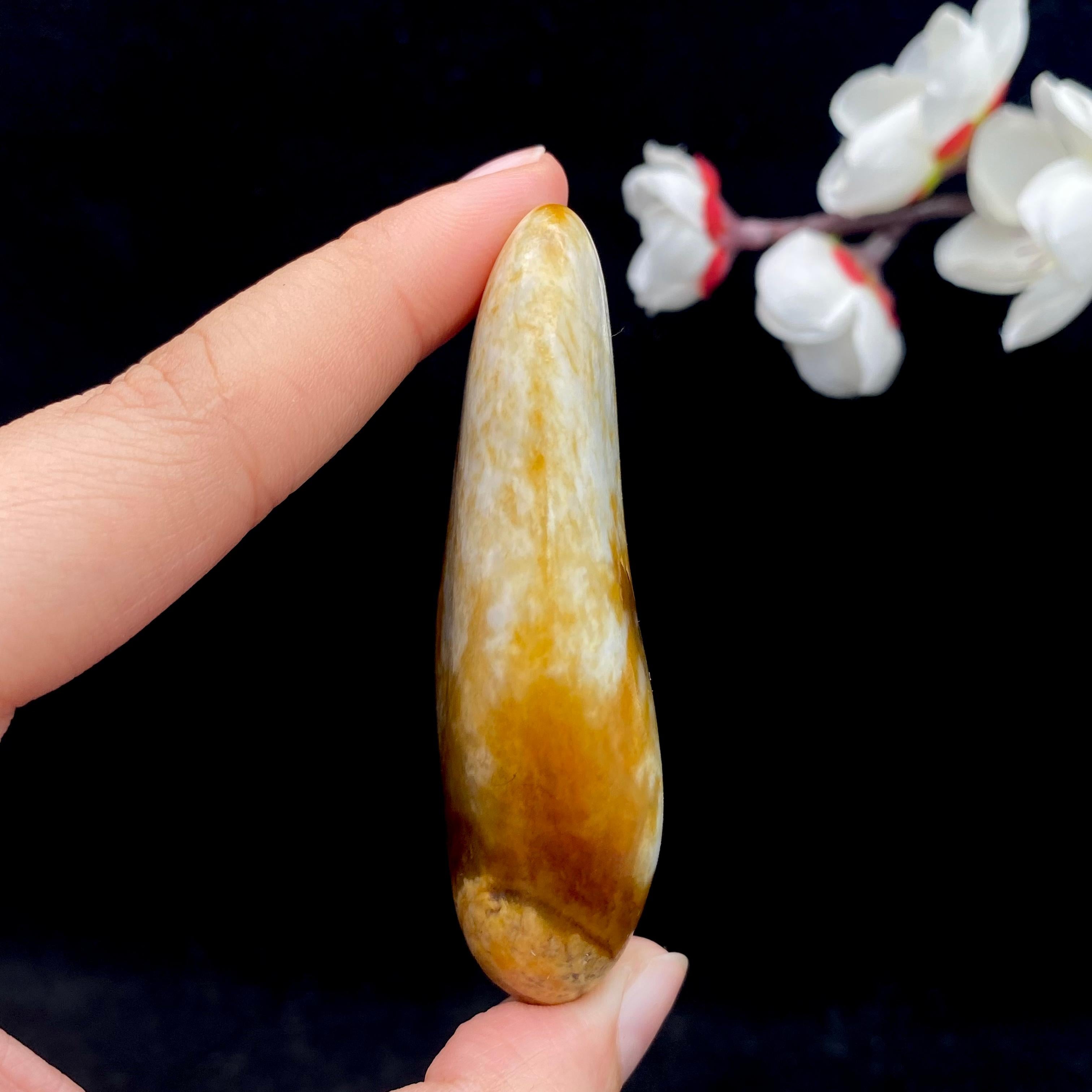 和田玉黄皮籽料原石（79g）