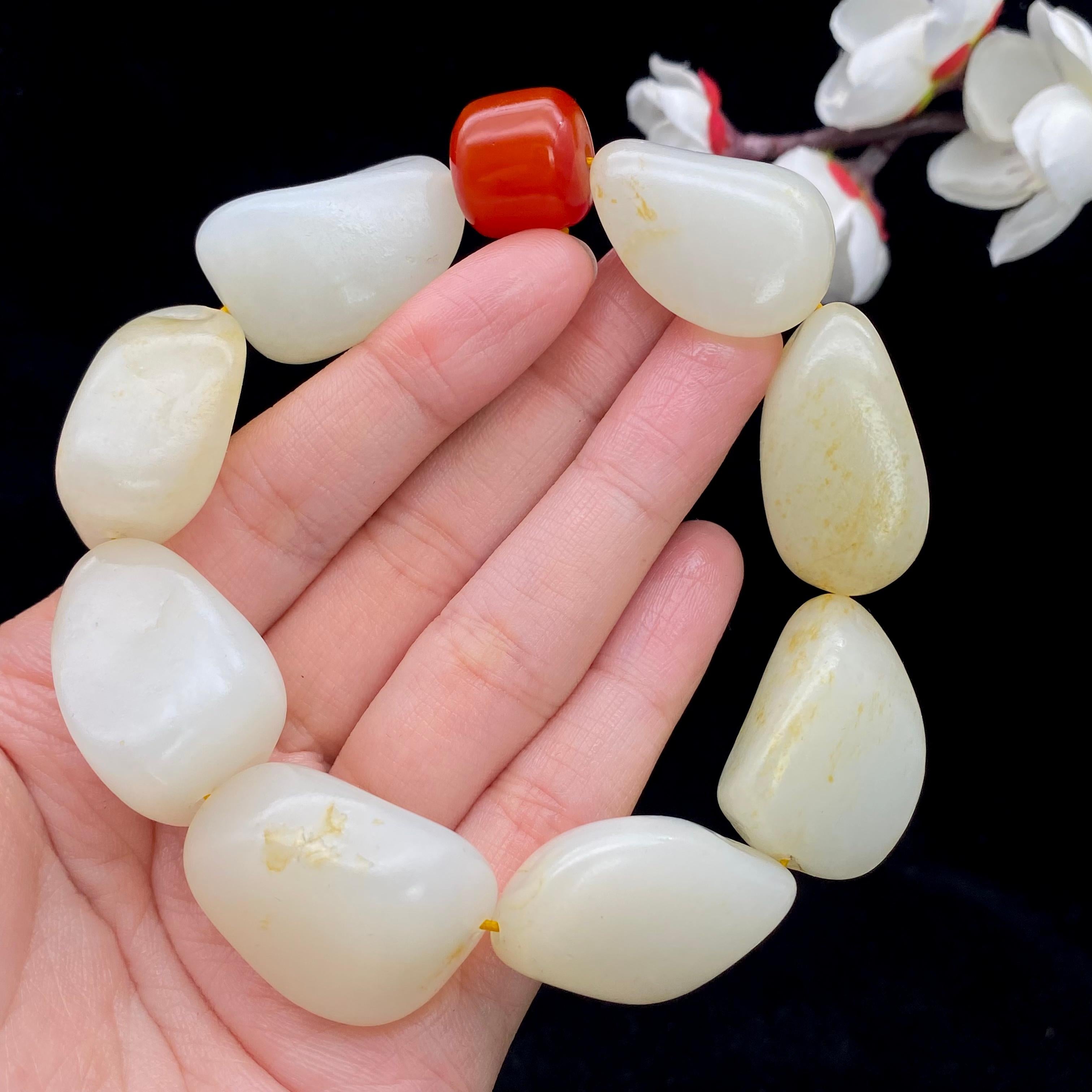 和田玉洒金皮【精品手串】（109.4g）