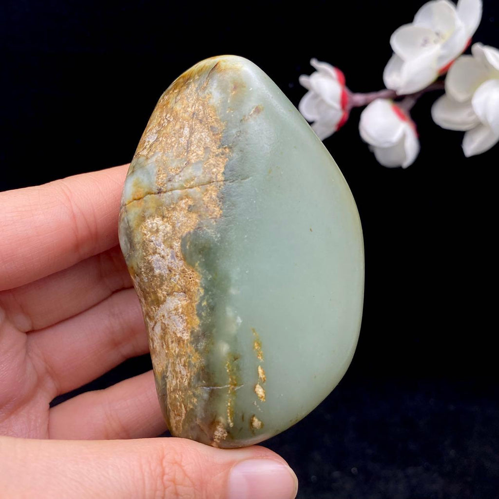 和田玉青白玉带翠籽料（190.3g）