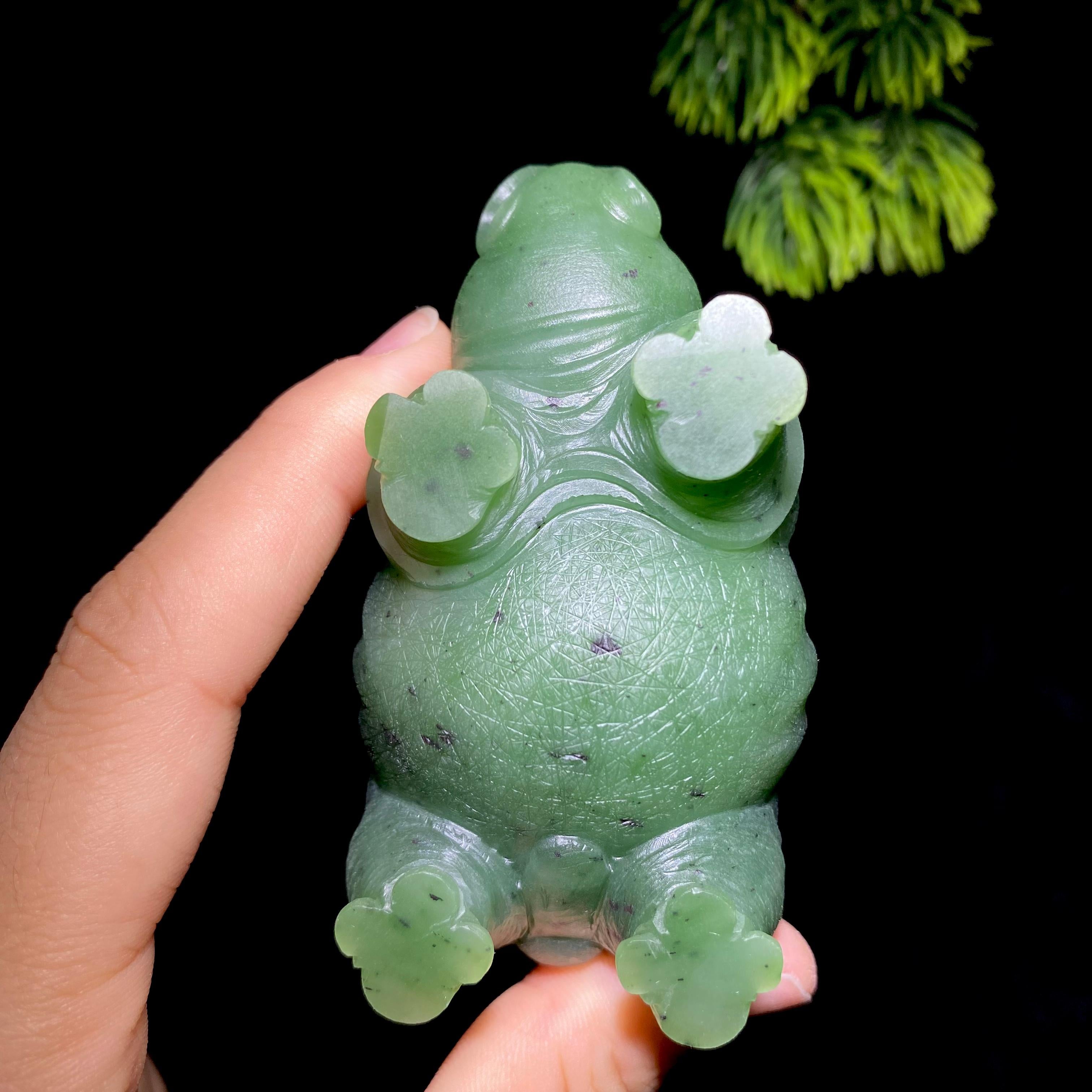 和田玉碧玉犀牛（263.6g）