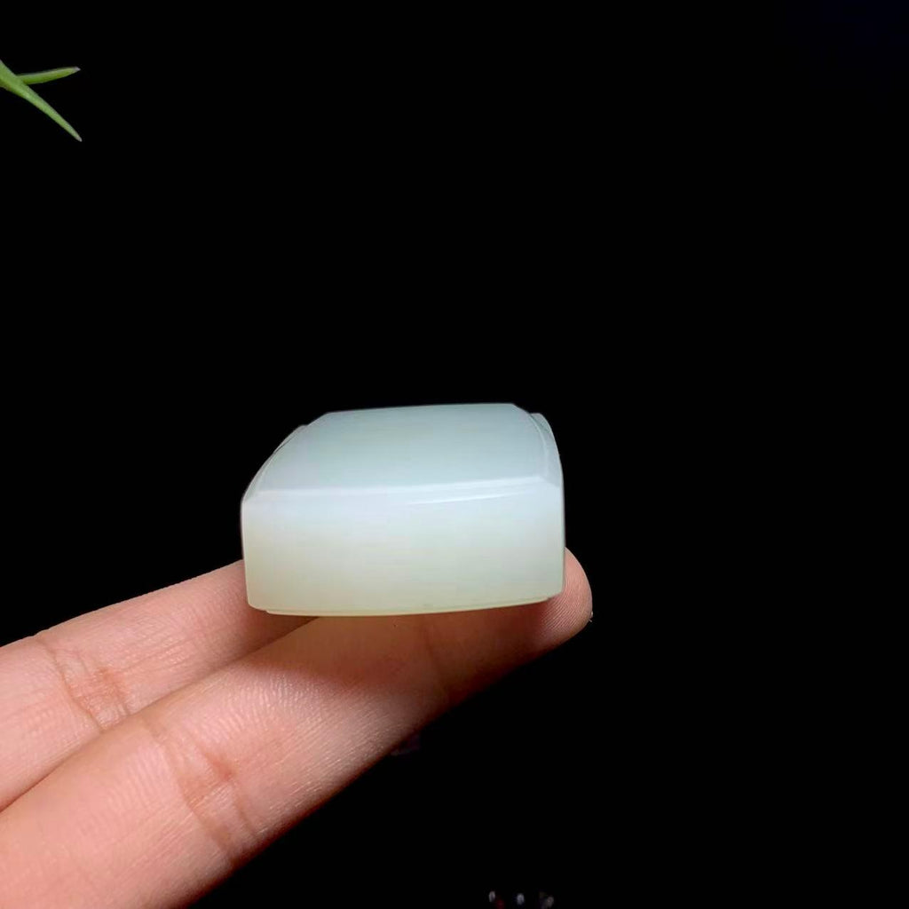 和田山料白玉无事牌（54.5g）