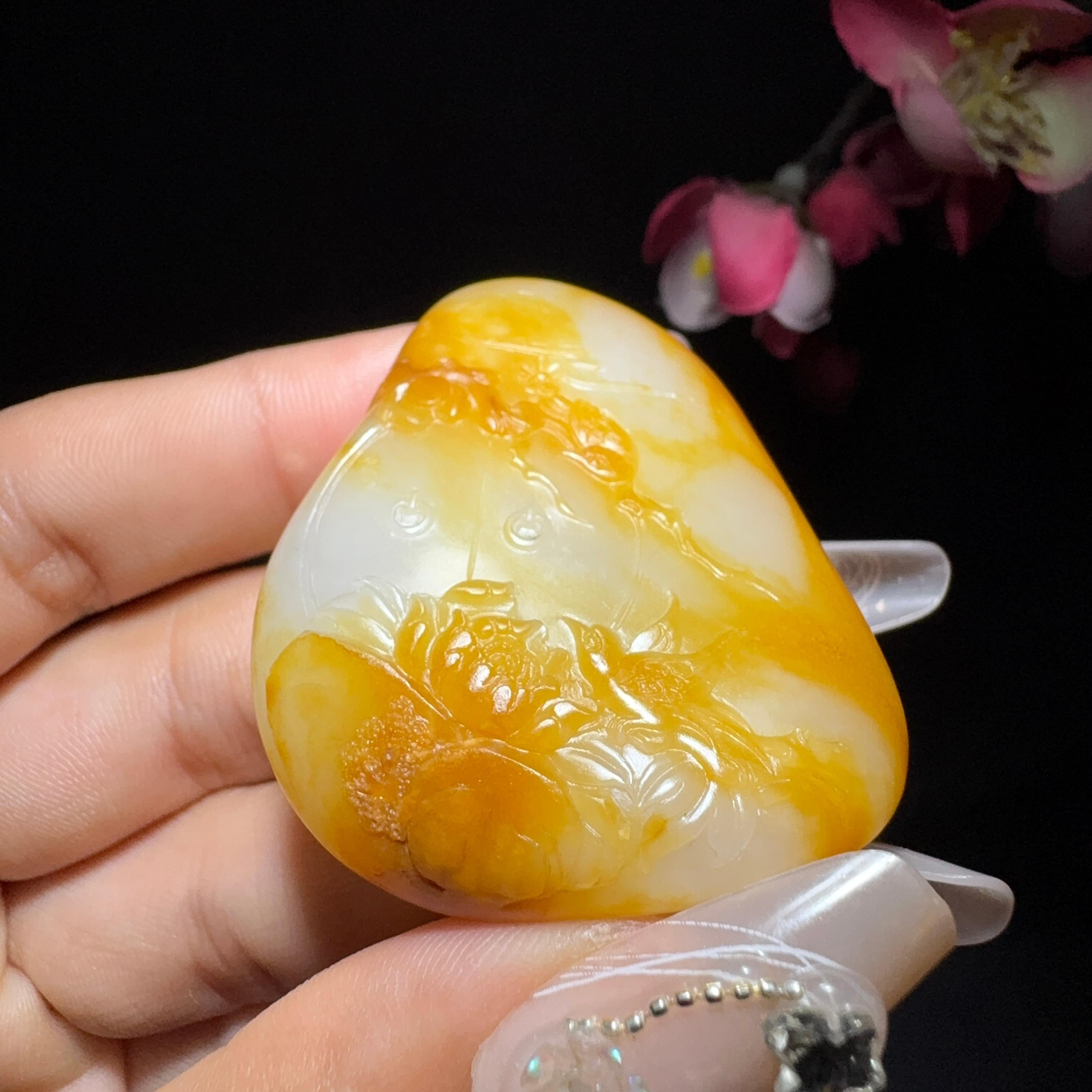 和田玉籽料挂件（49.3g）