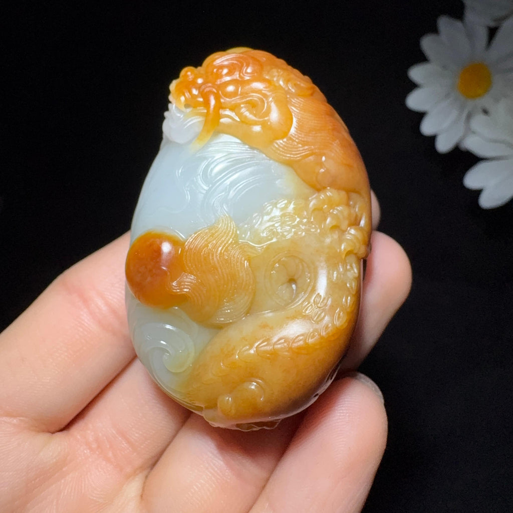 和田玉籽料挂件龙行天下手把件（92.6g）
