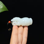 高品质和田玉山料马到成功挂件（50.6g）