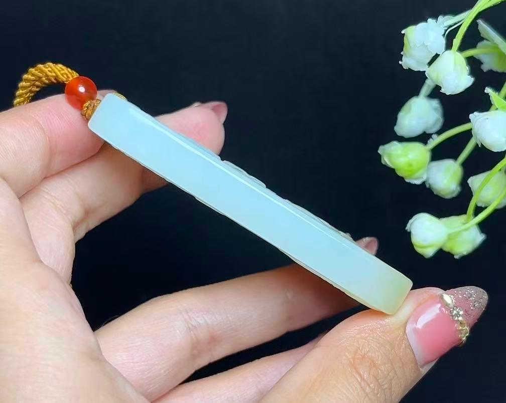 和田玉糖白羊脂玉普贤菩萨（63.1g）