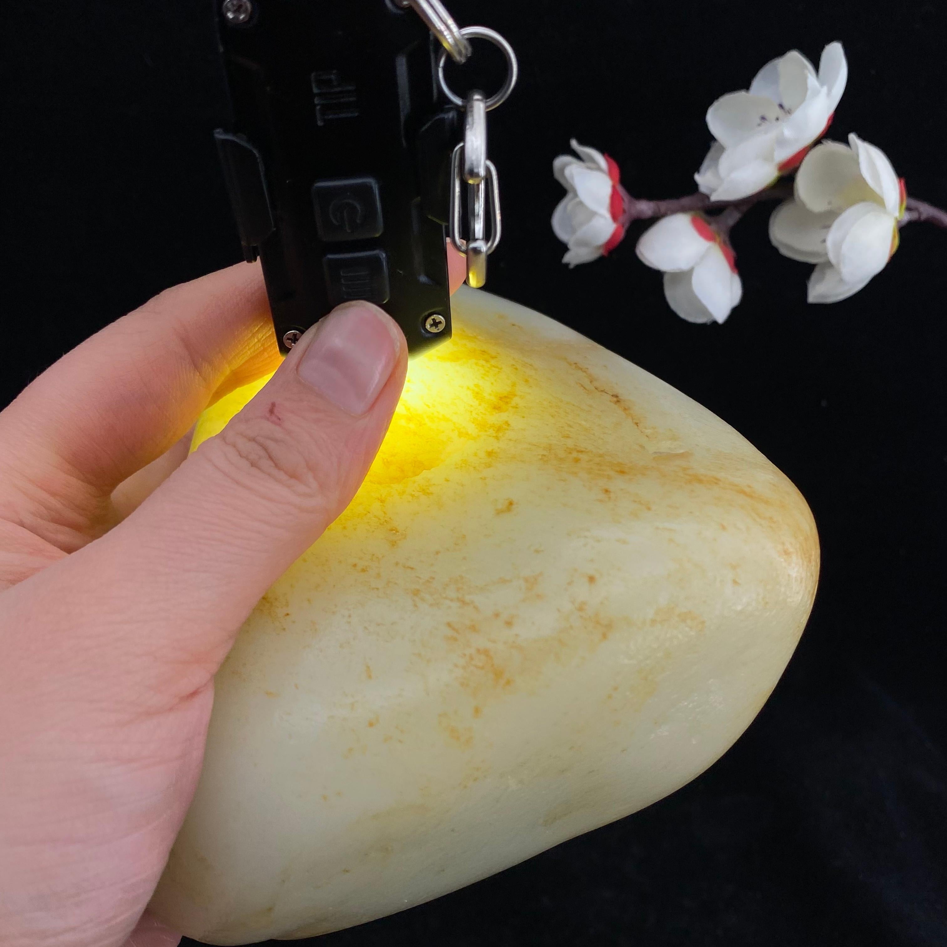 和田玉洒金皮籽料（1124.1g）