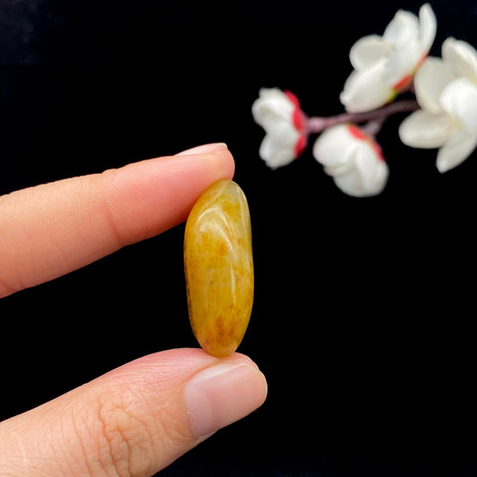 和田玉聚黄皮籽料原石（10.3g）