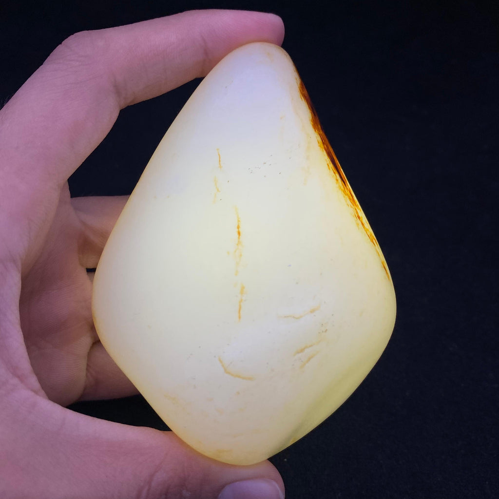 和田玉聚红皮籽料原石（270.8g）