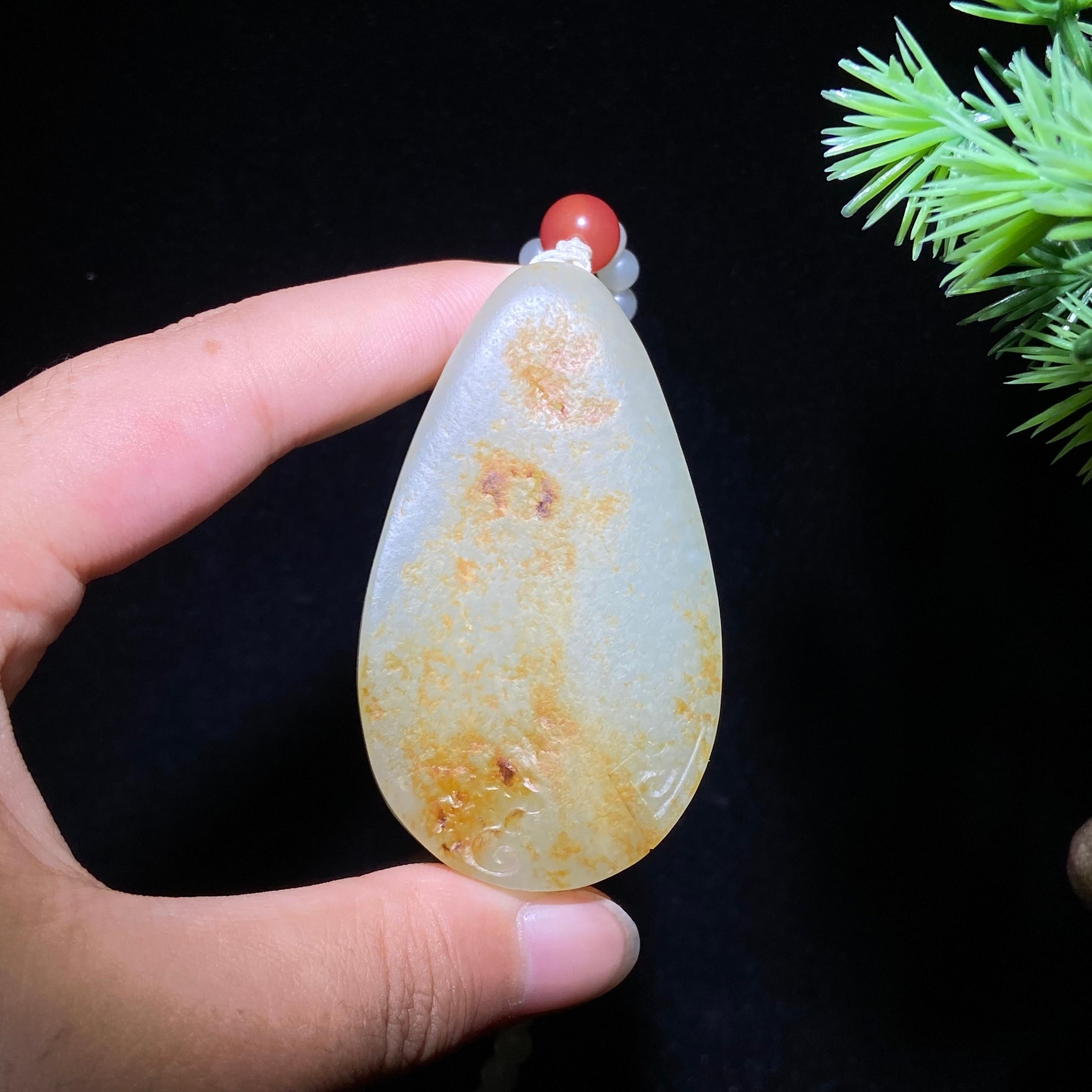 和田玉籽料无事牌（53.3g）