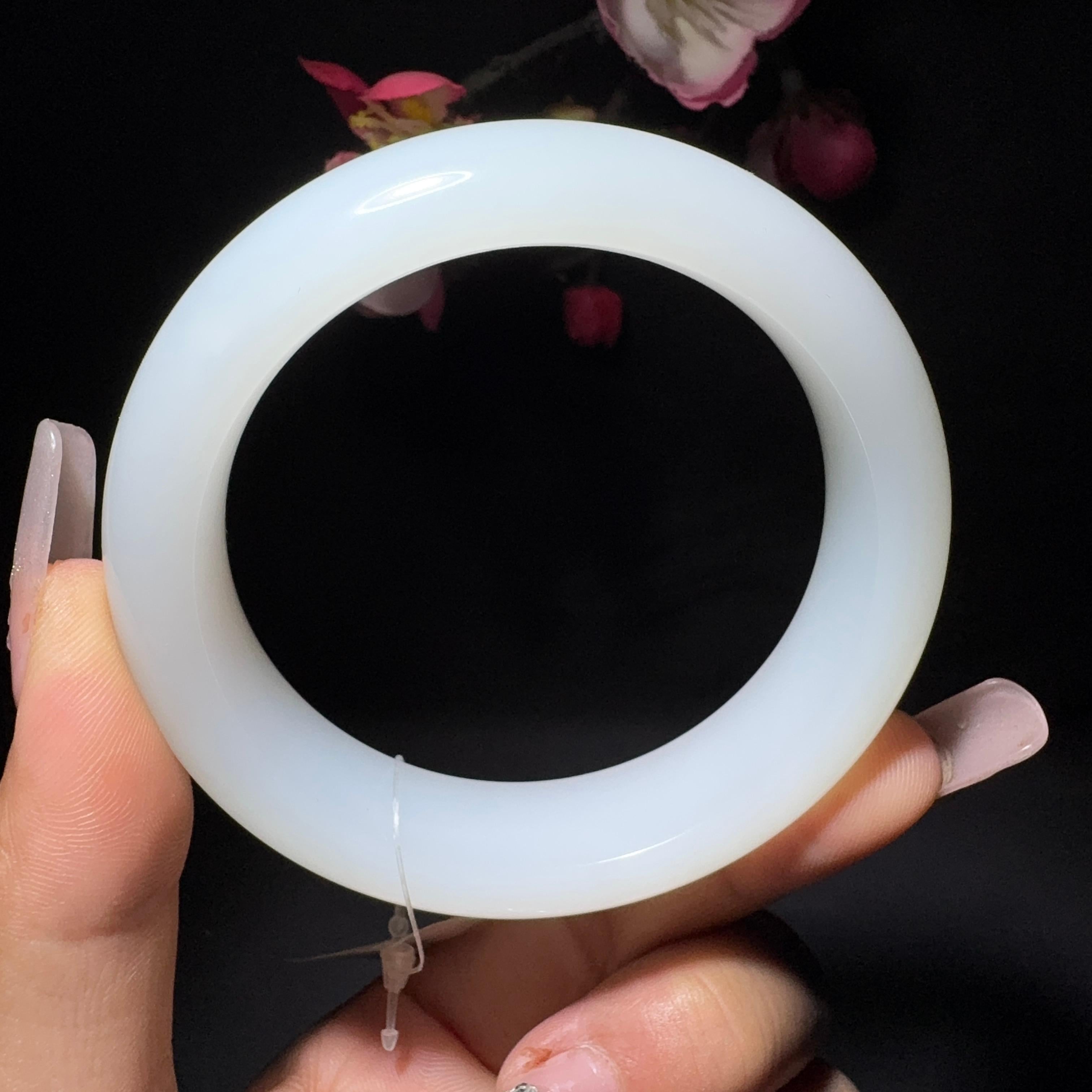 和田玉白玉手镯（69.2g）