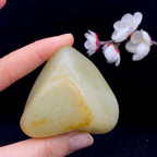 和田玉洒金皮籽料原石（136g）