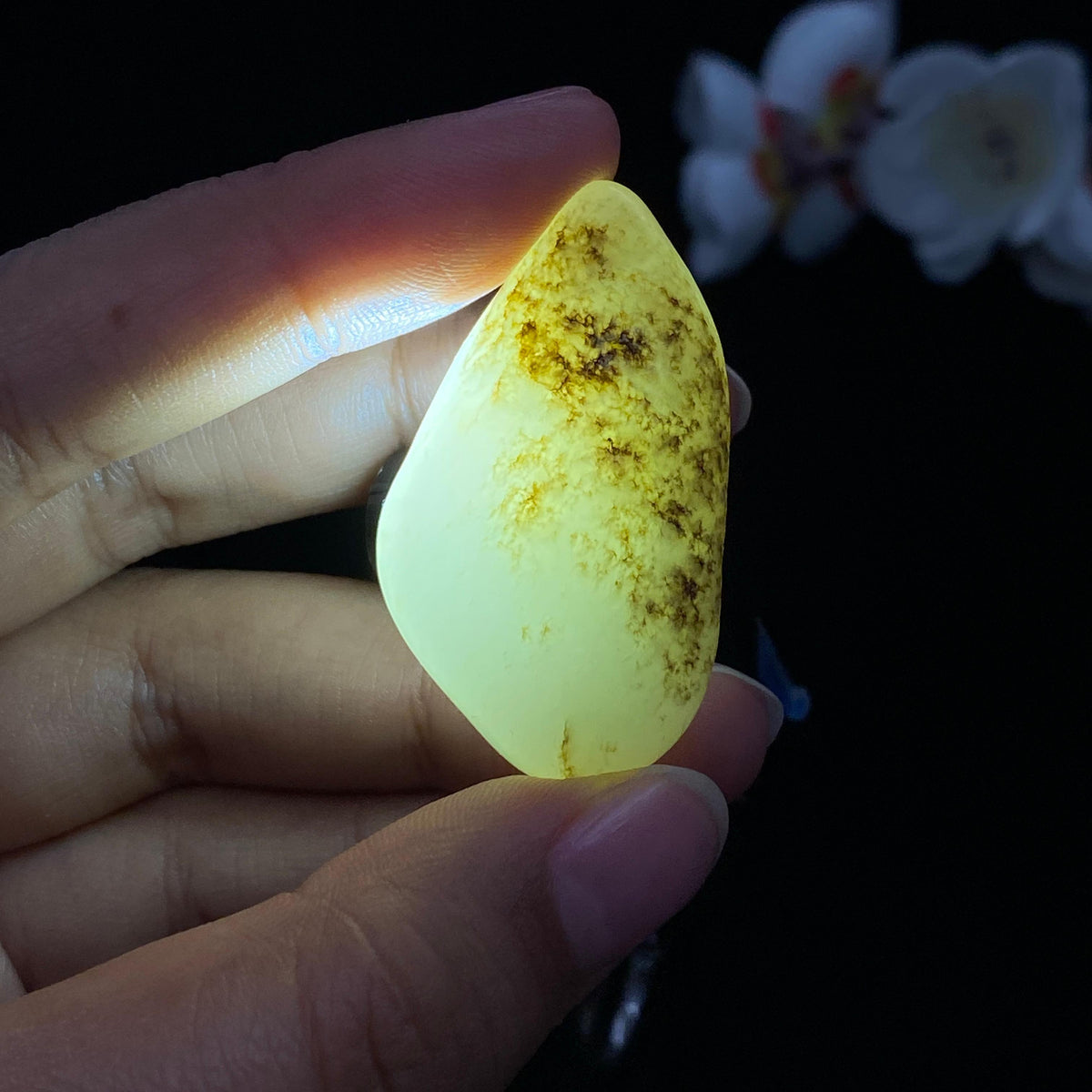和田玉秋梨皮籽料（18.5g）