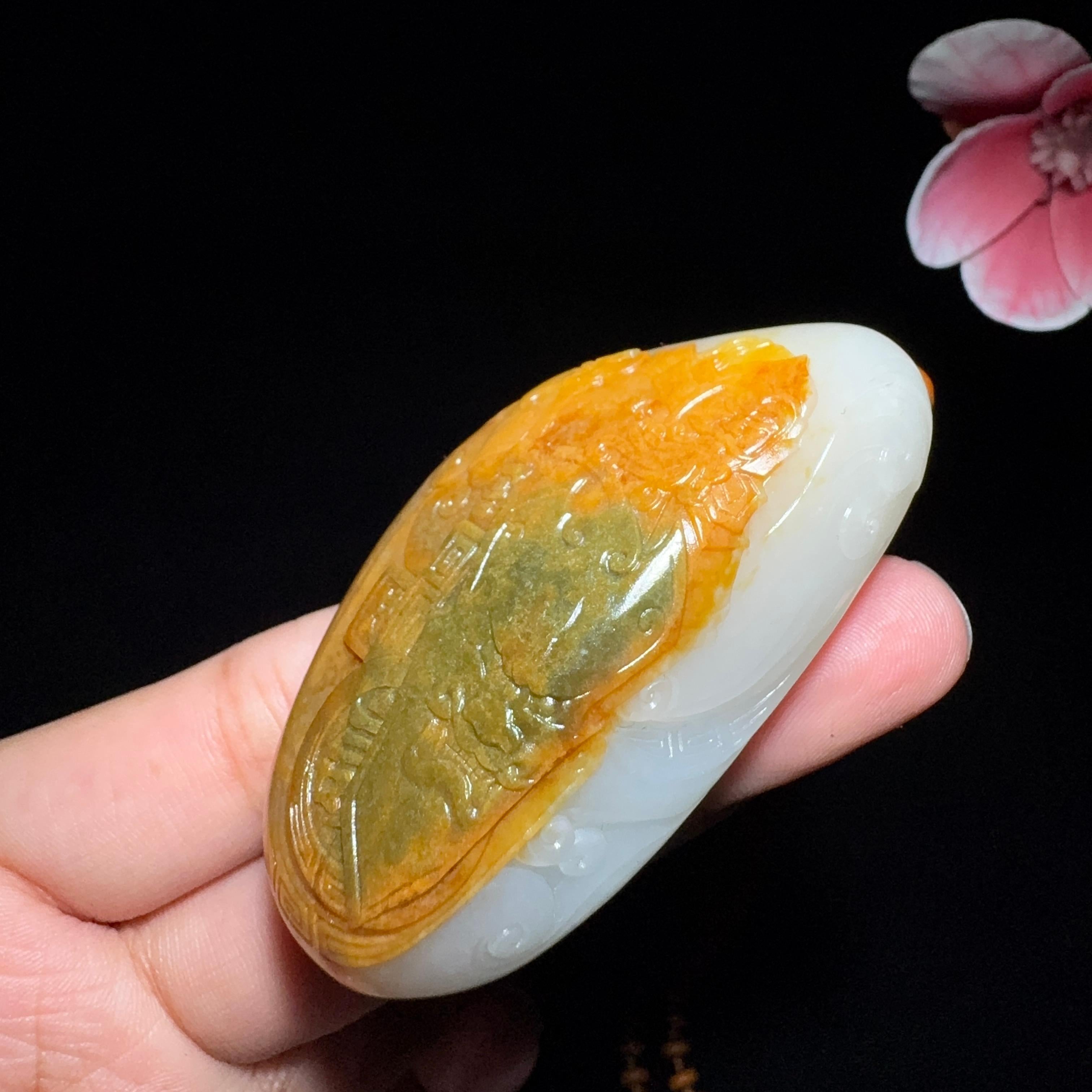 和田玉籽料钟馗纳福（85.7g）