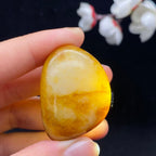 和田玉秋梨黄皮籽料挂件（35.2g）