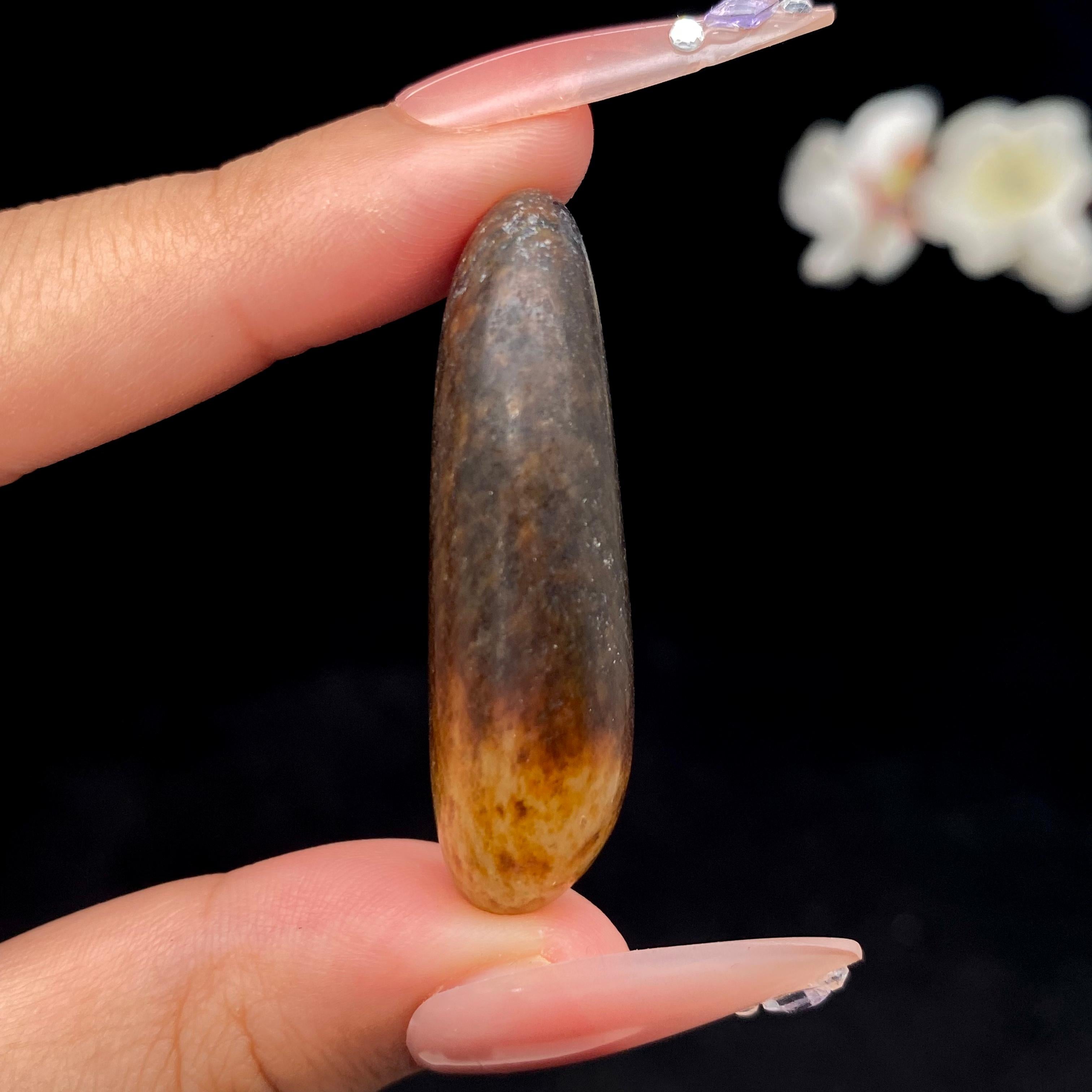 和田玉黄沁皮籽料挂件（20g）
