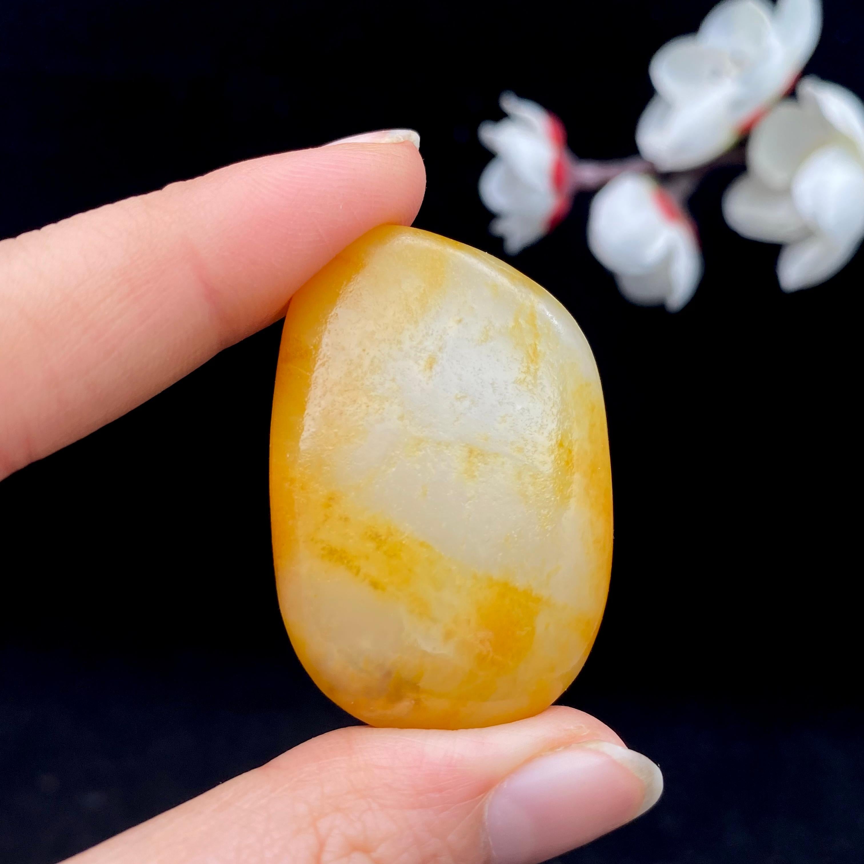 和田玉聚黄皮籽料（24.5g）