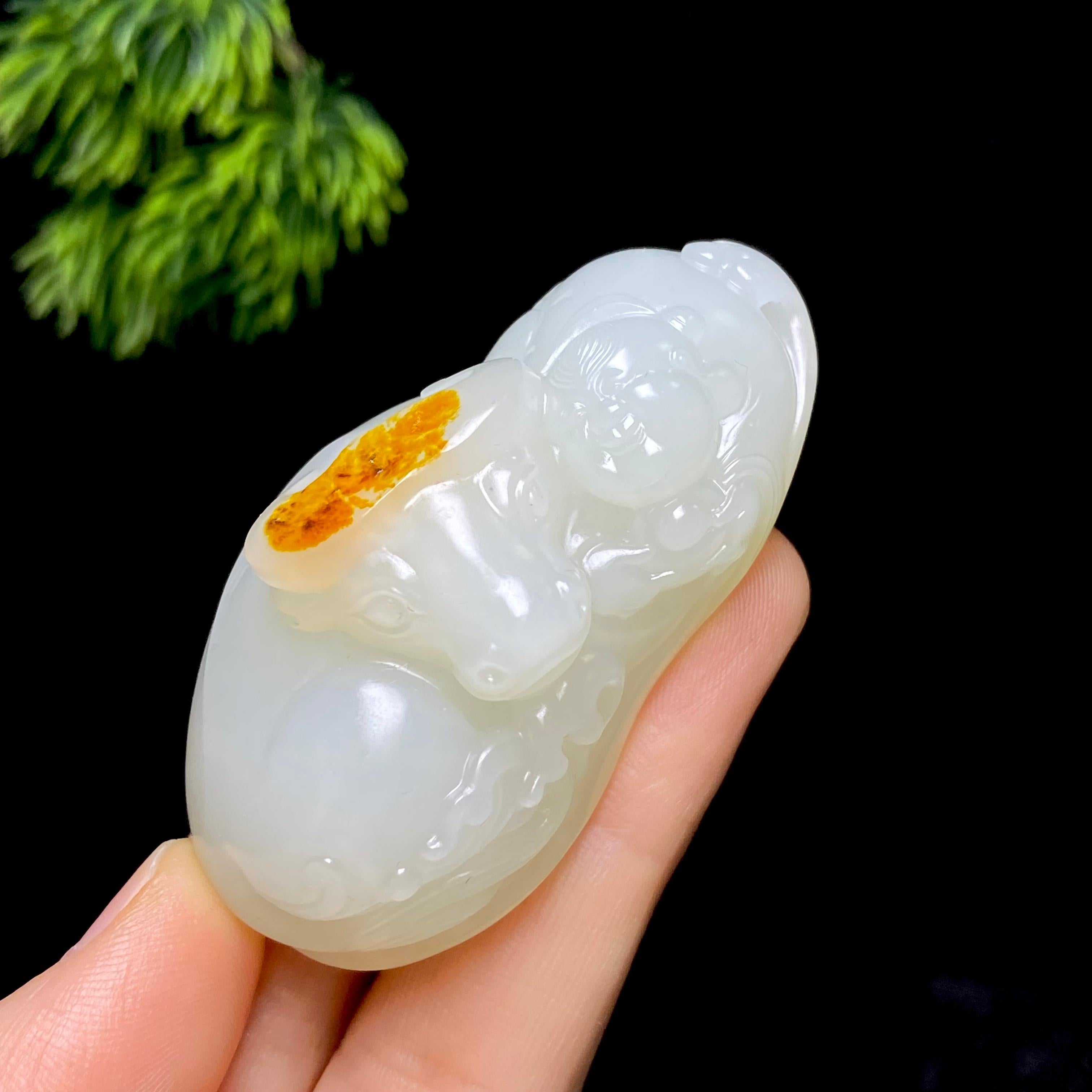 和田玉籽料牛气冲天（69.1g）