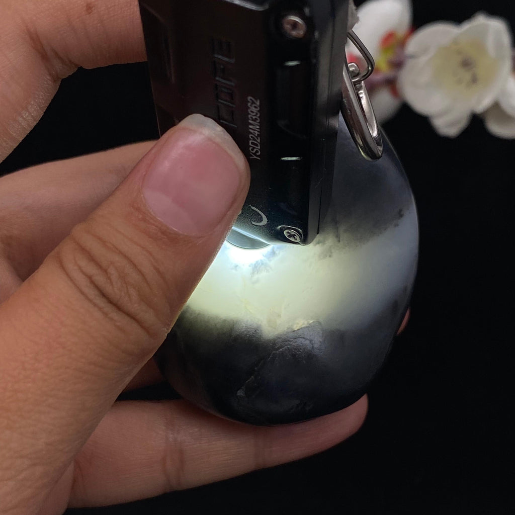 和田玉青花籽料手把件（176.4g）