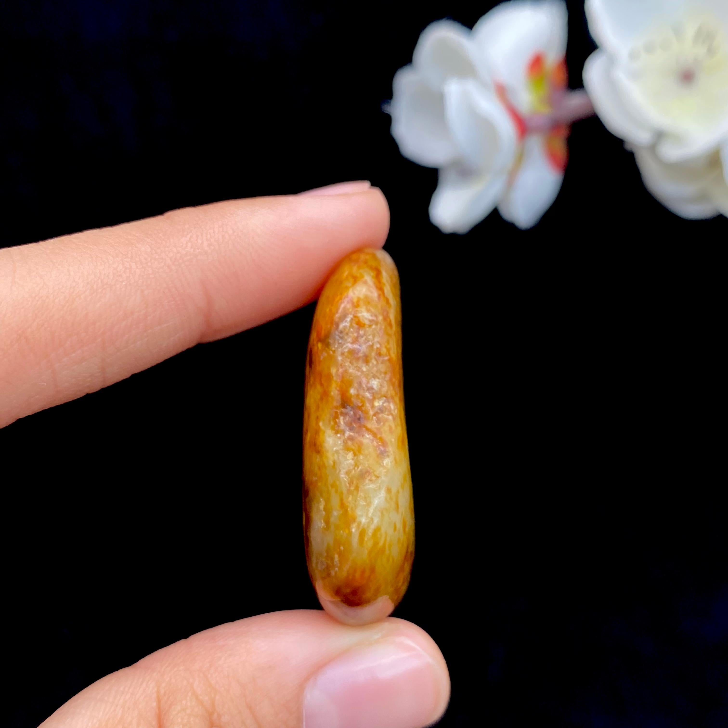 和田玉洒金皮青籽料原石（24.4g）