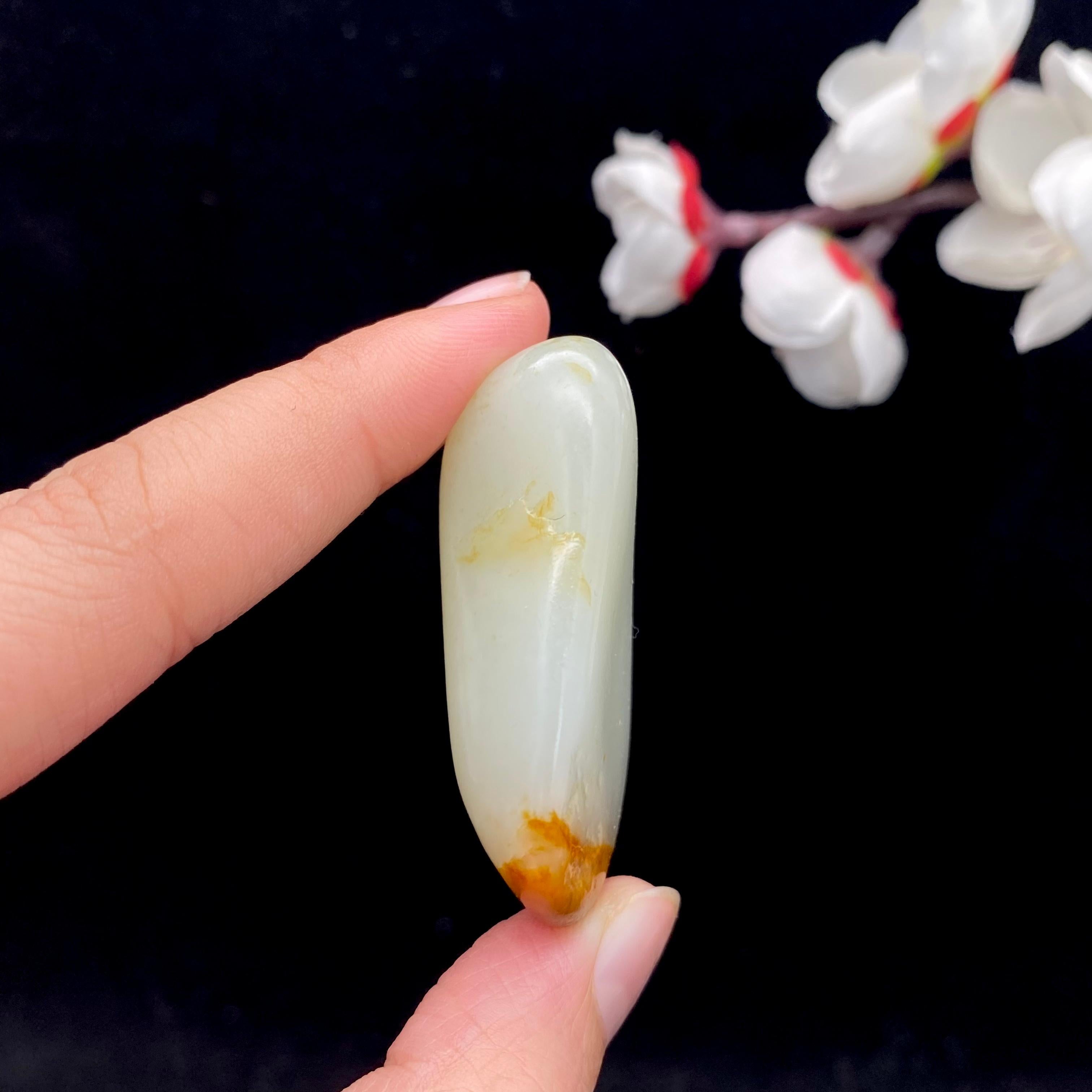 和田玉聚黄皮籽料原石（32.3g）