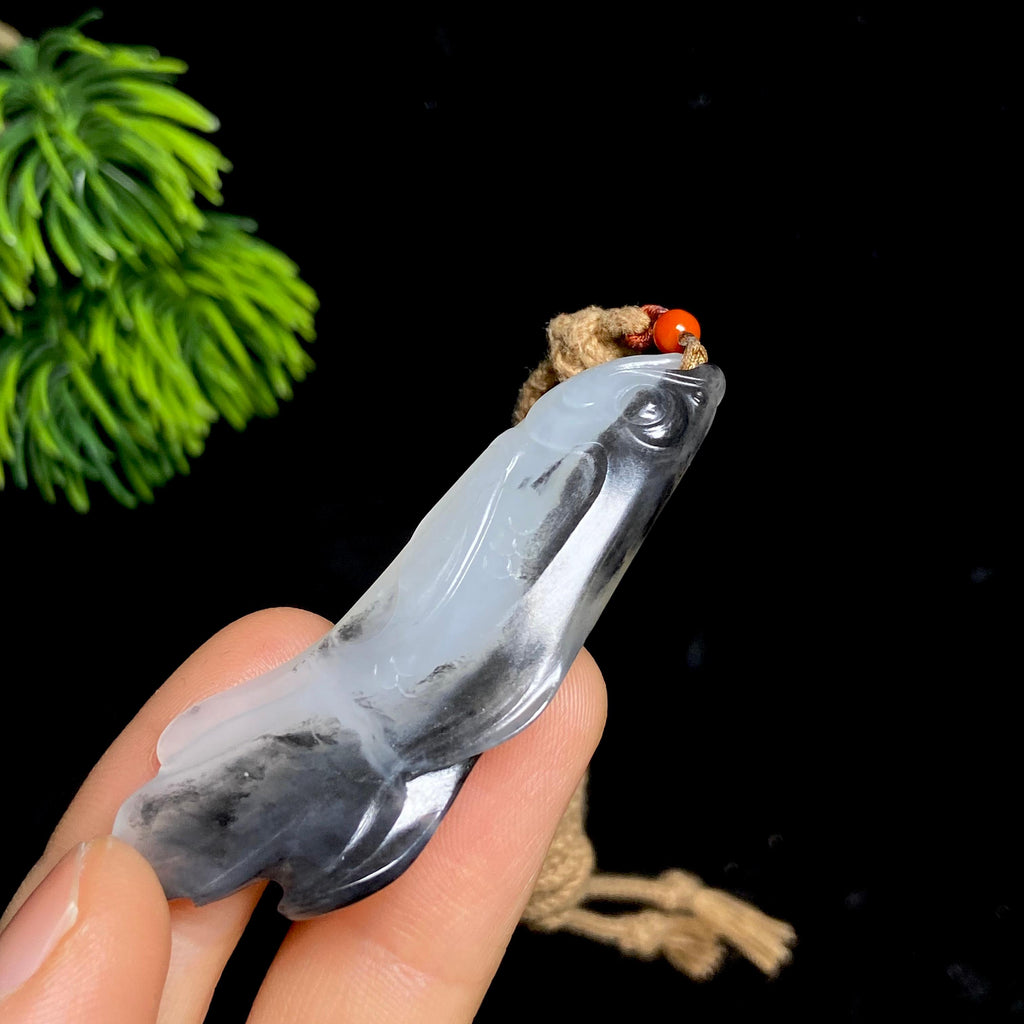 和田玉籽料青花年年有余（12.5g）